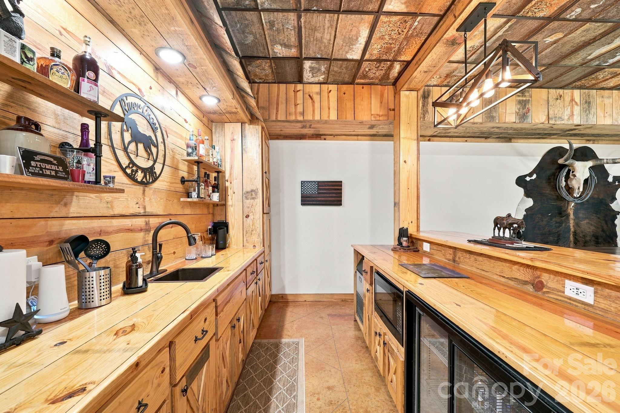 341 Riverbend Road — Troy