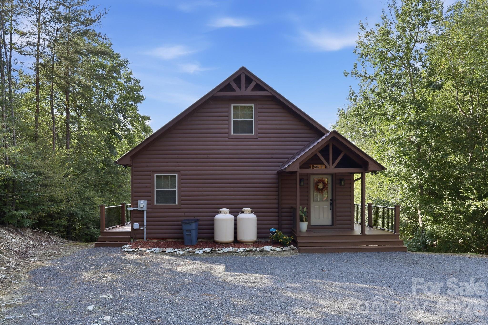 341 Riverbend Road — Troy