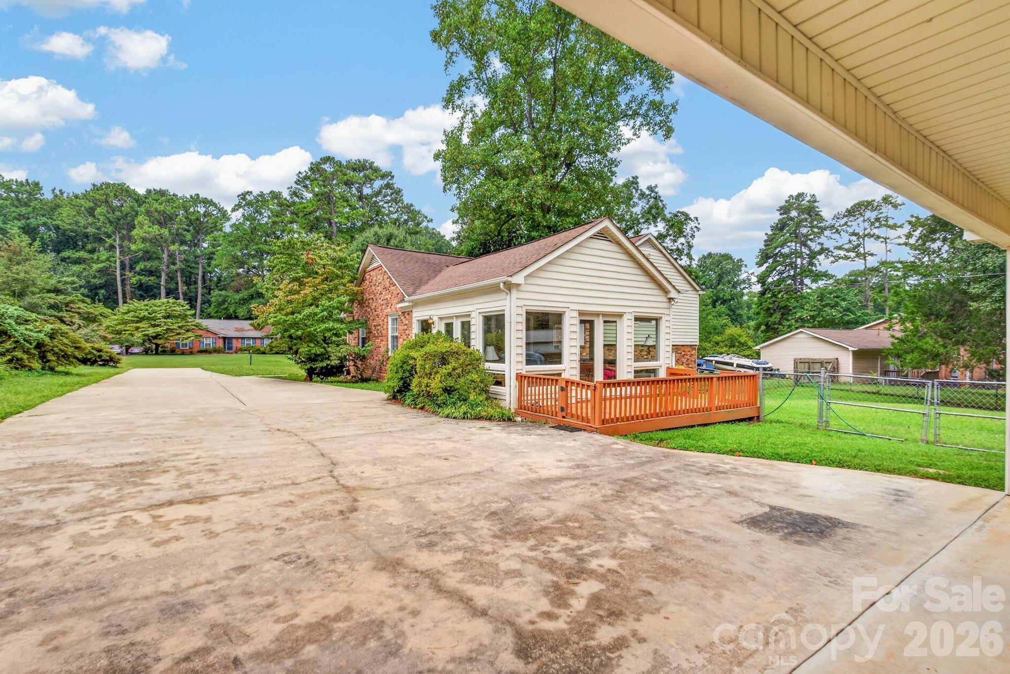 2124 Poinsett Drive — Rock Hill