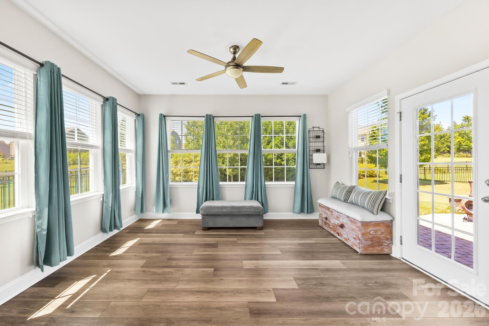 16113 Foreleigh Road — Huntersville