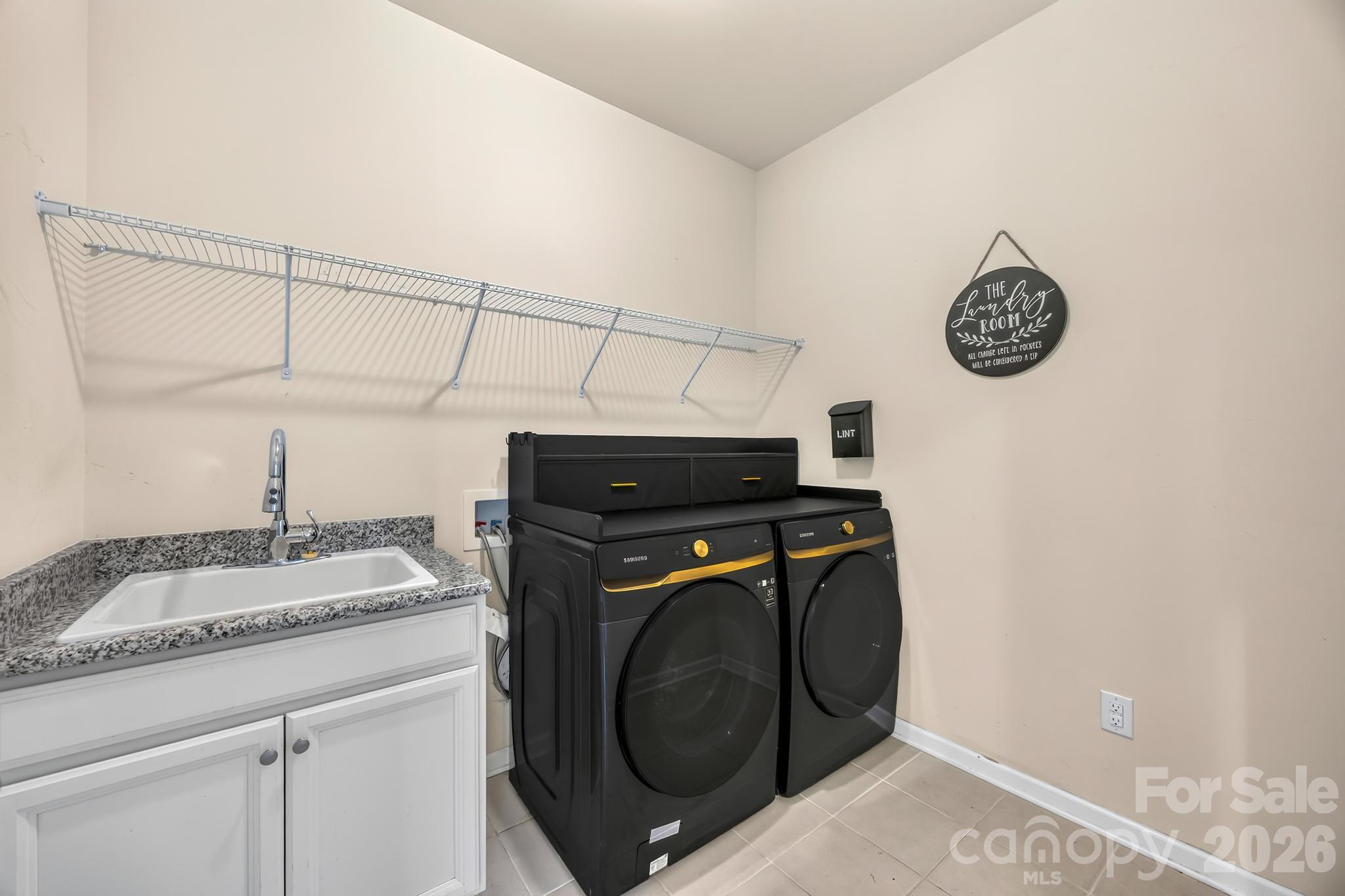 16113 Foreleigh Road — Huntersville