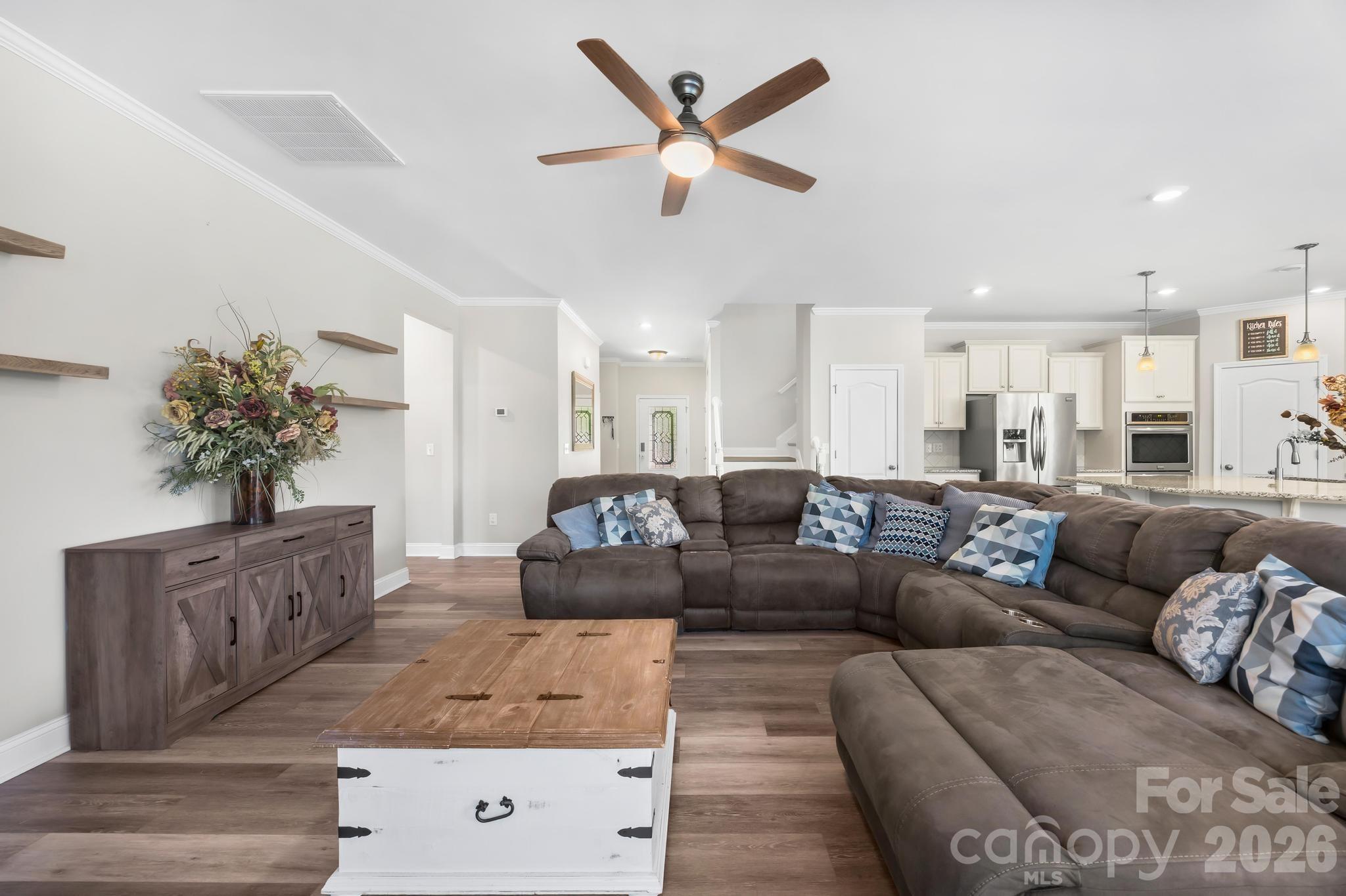 16113 Foreleigh Road — Huntersville