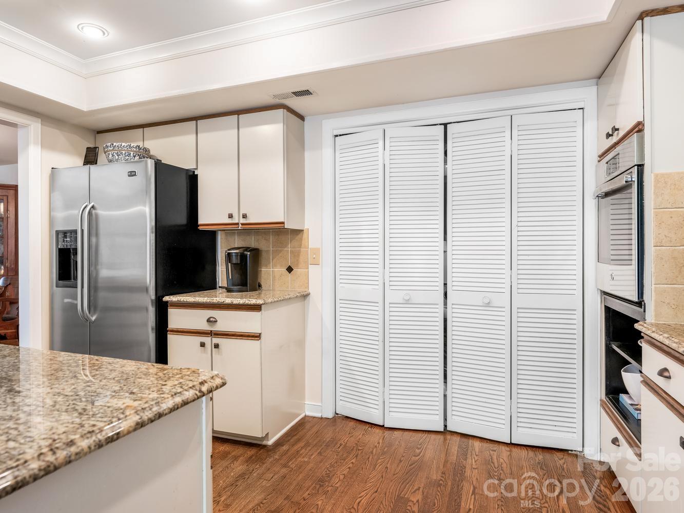 6504 Racquet Wood Court — Charlotte