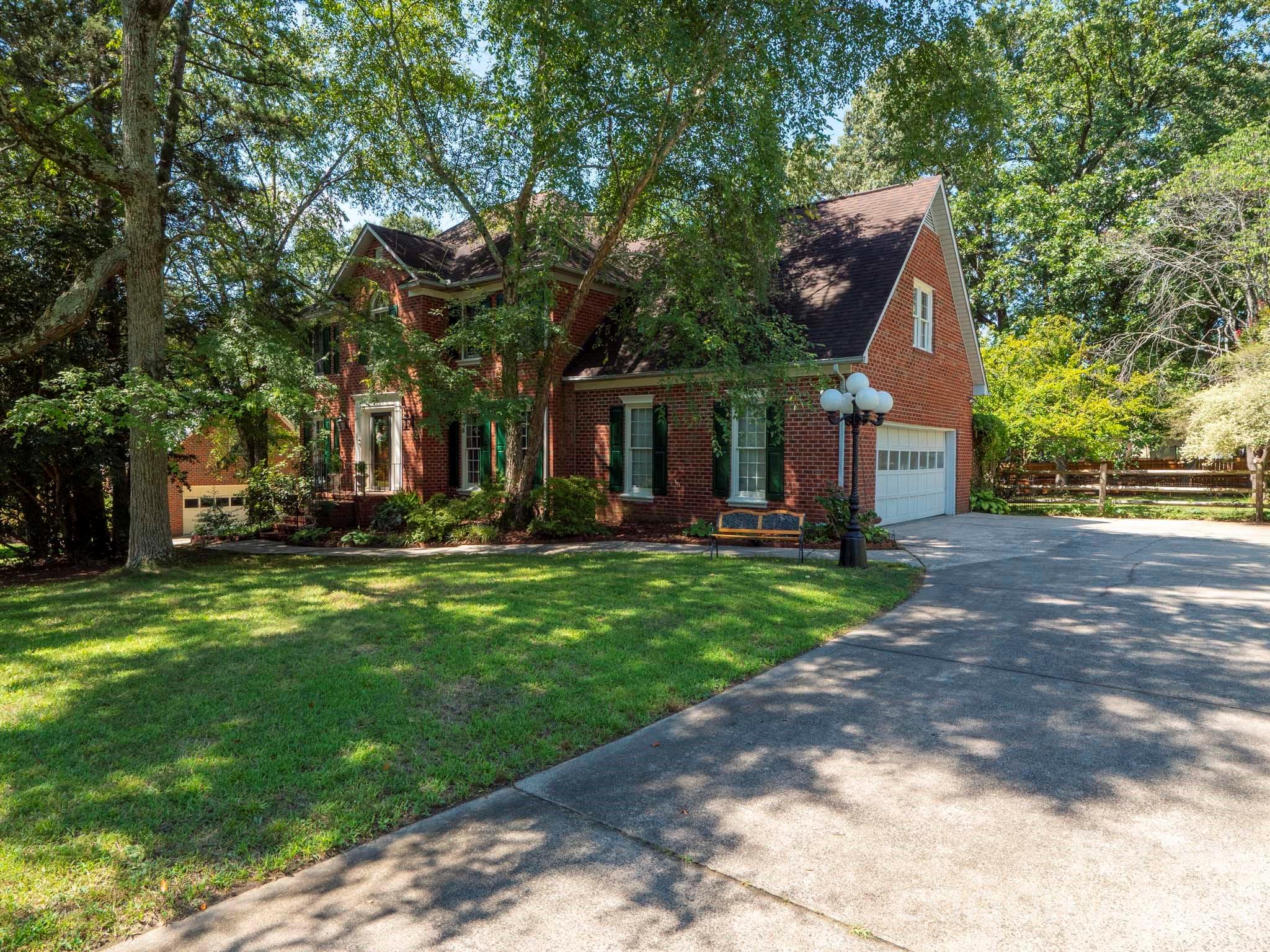 12635 Headquarters Farm Road — Charlotte