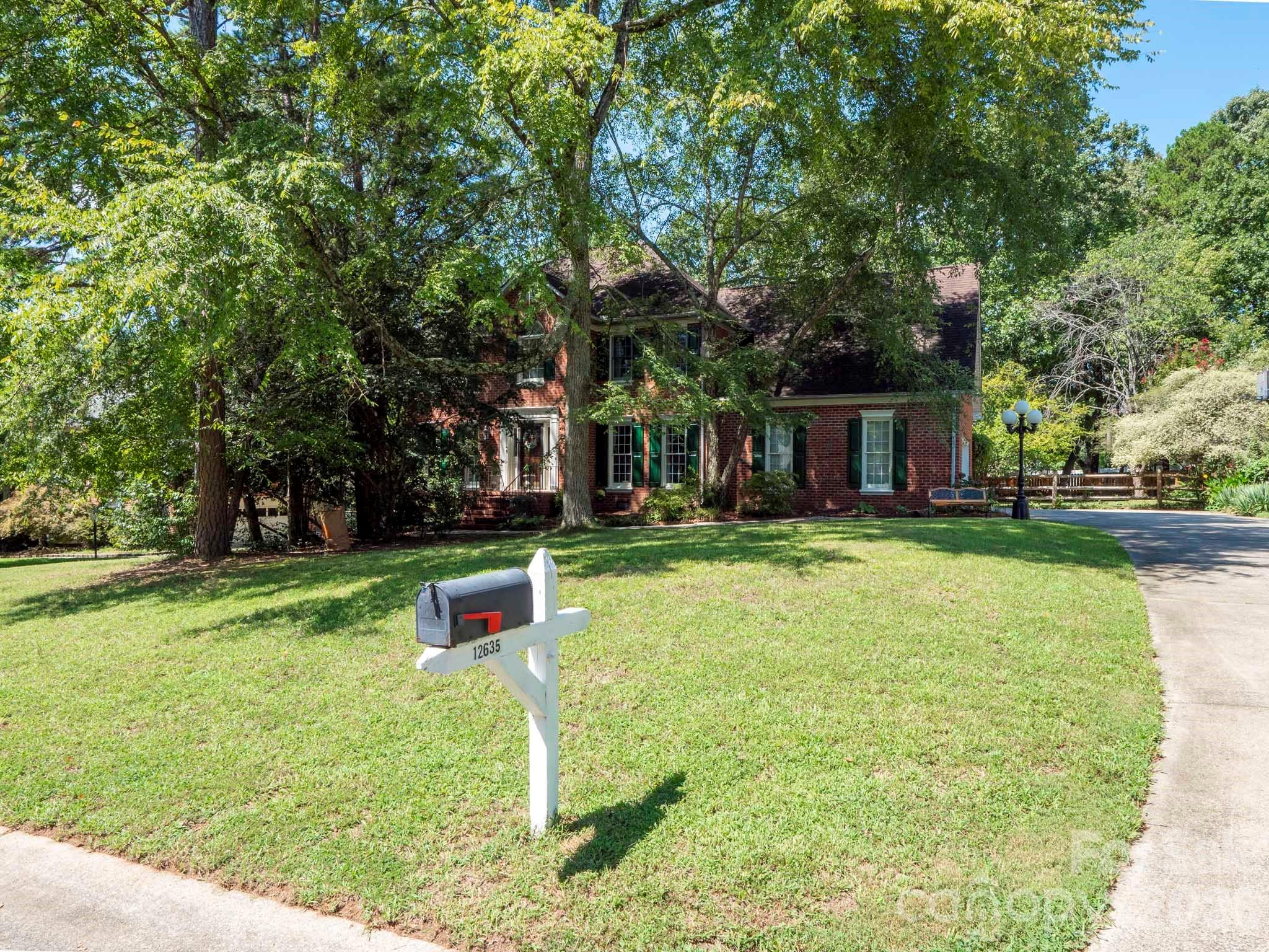 12635 Headquarters Farm Road — Charlotte