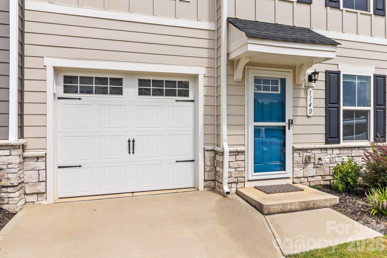 114 Stella Lane #D — Troutman