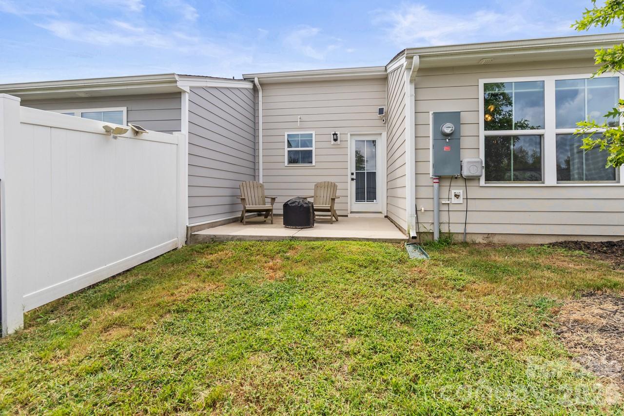 114 Stella Lane #D — Troutman