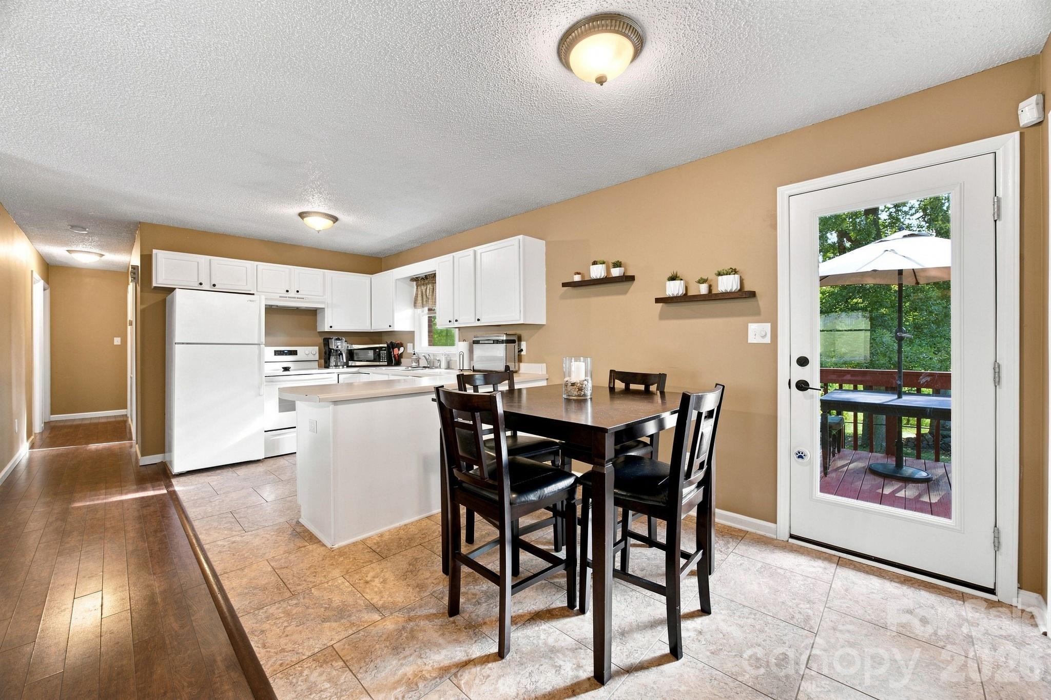 105 Ashburne Drive — Shelby