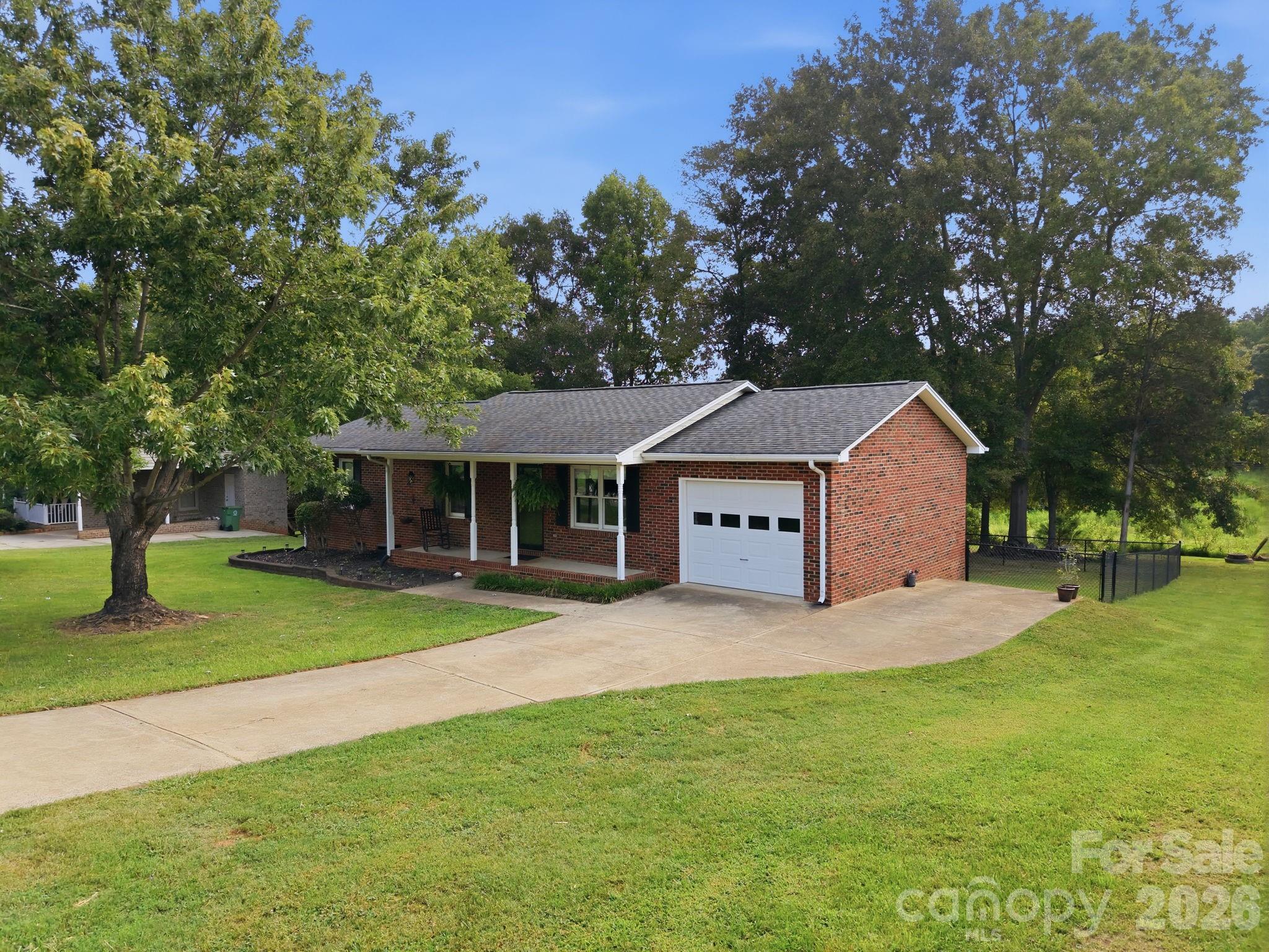 105 Ashburne Drive — Shelby