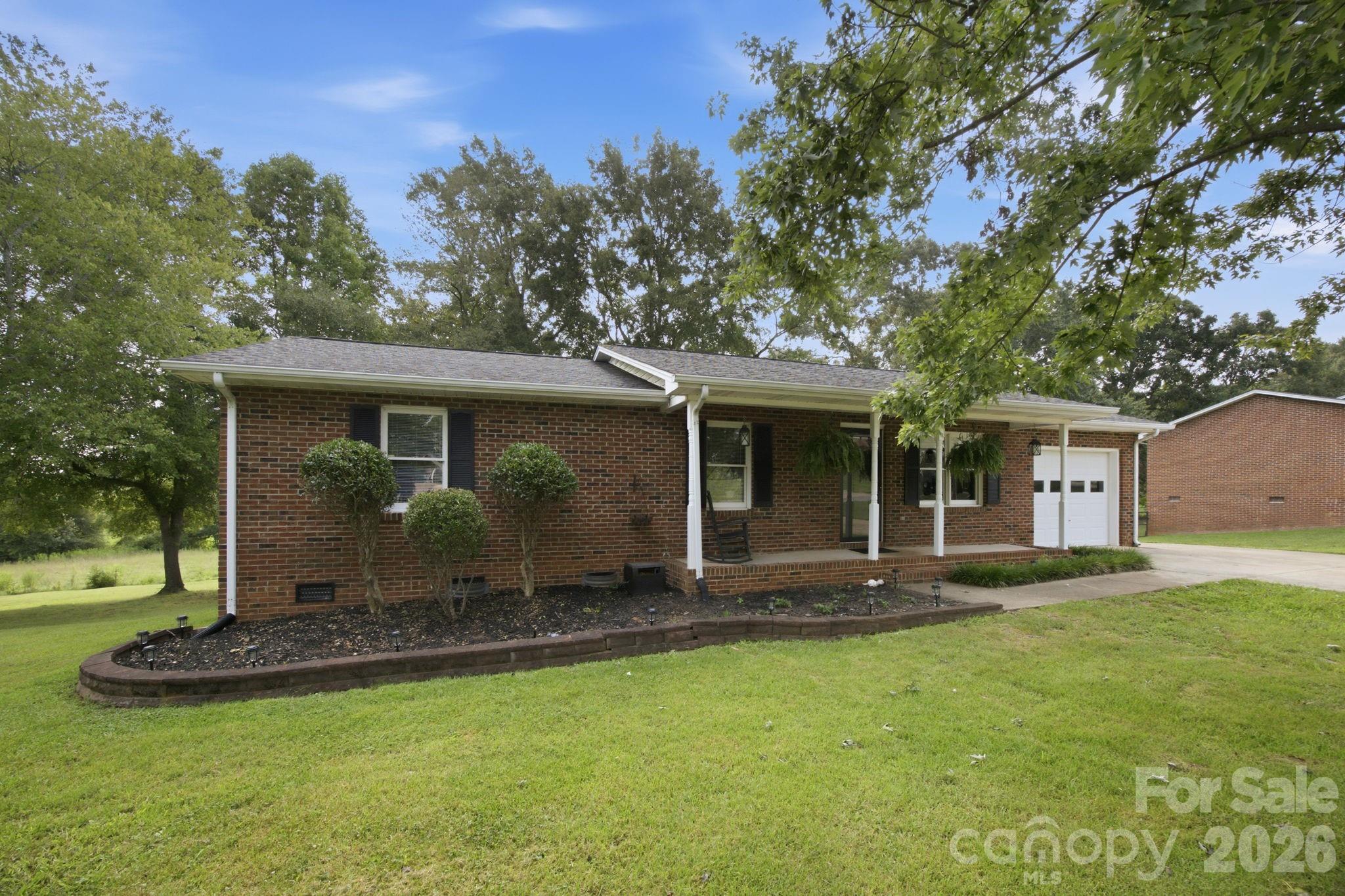 105 Ashburne Drive — Shelby