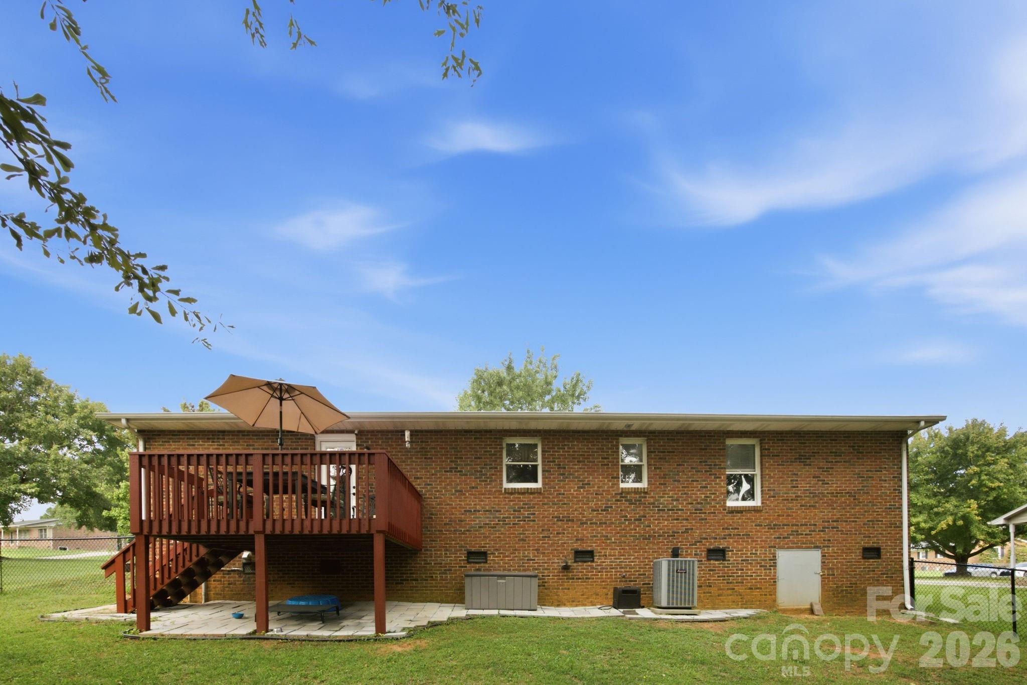 105 Ashburne Drive — Shelby