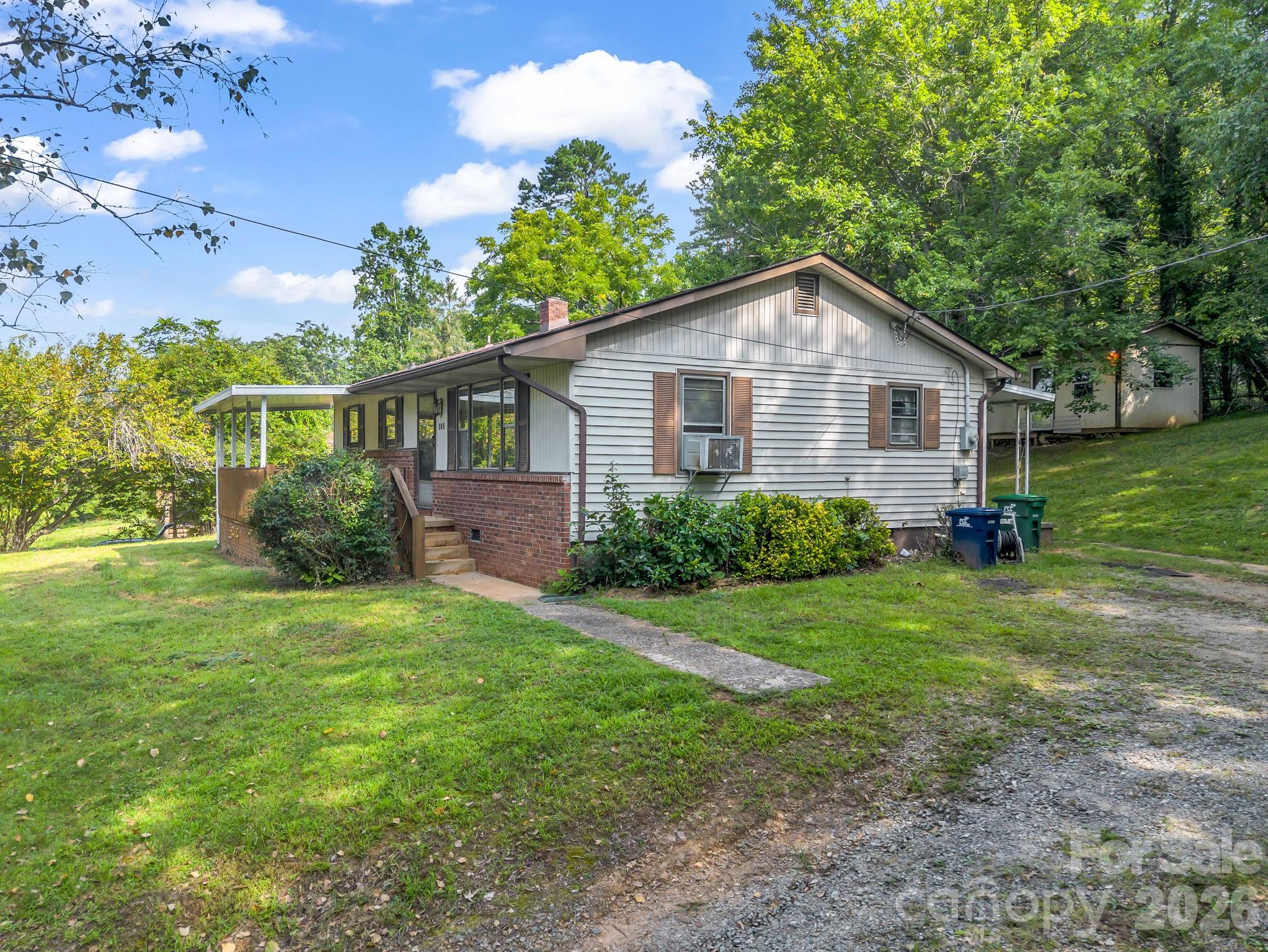 375 Bee Tree Road — Swannanoa