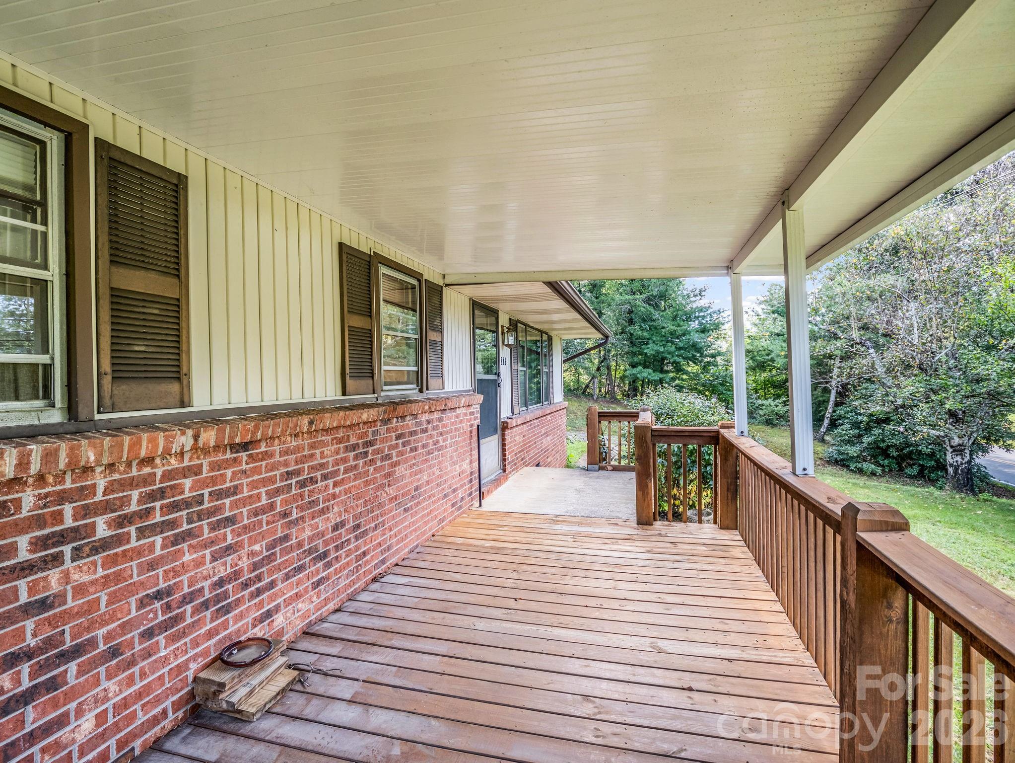 375 Bee Tree Road — Swannanoa