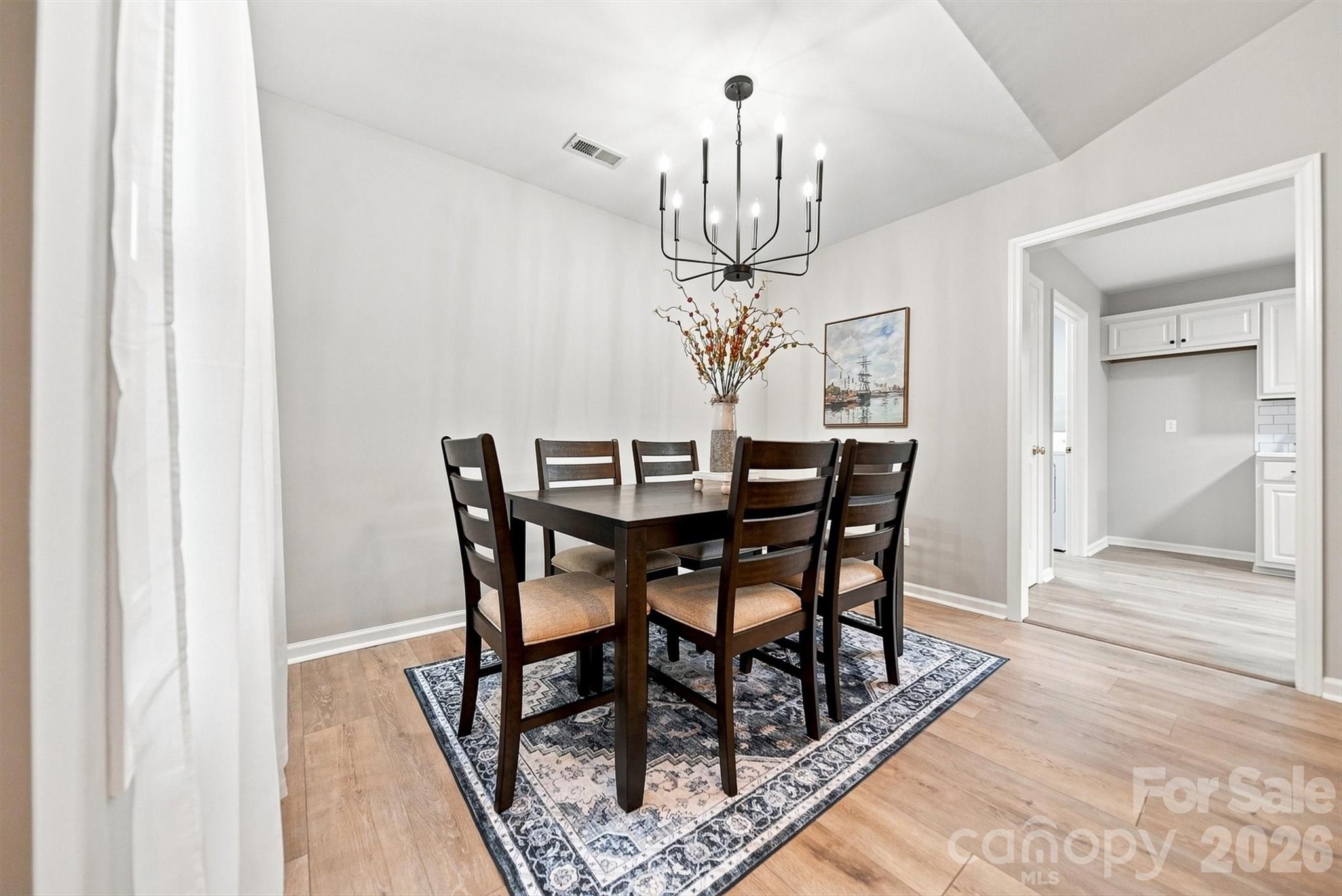 2556 23rd Street Drive NE — Hickory