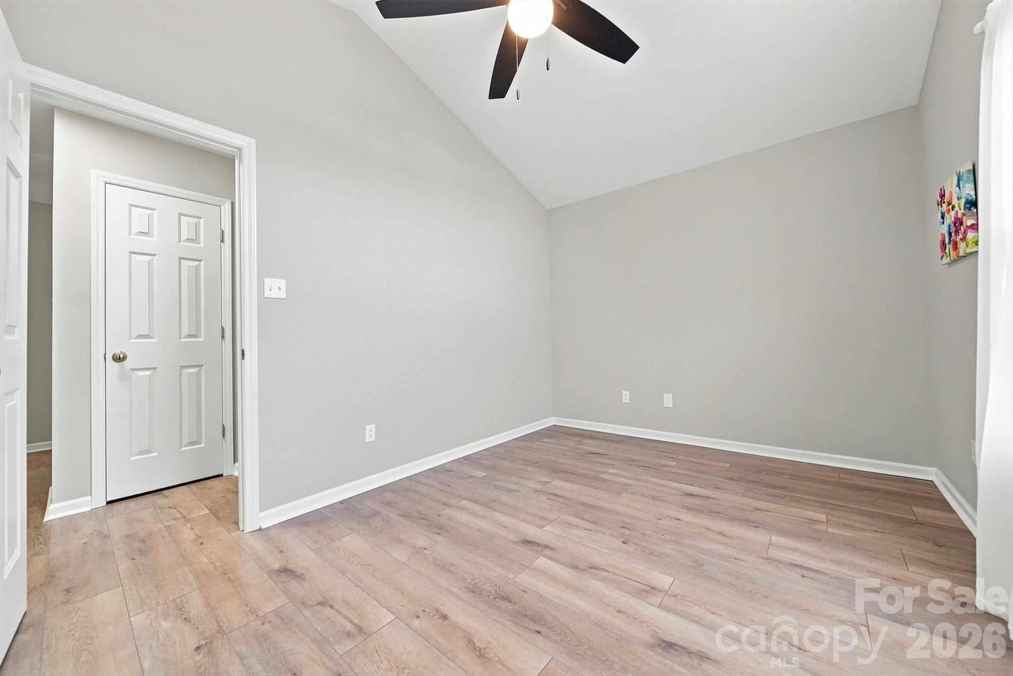 2556 23rd Street Drive NE — Hickory