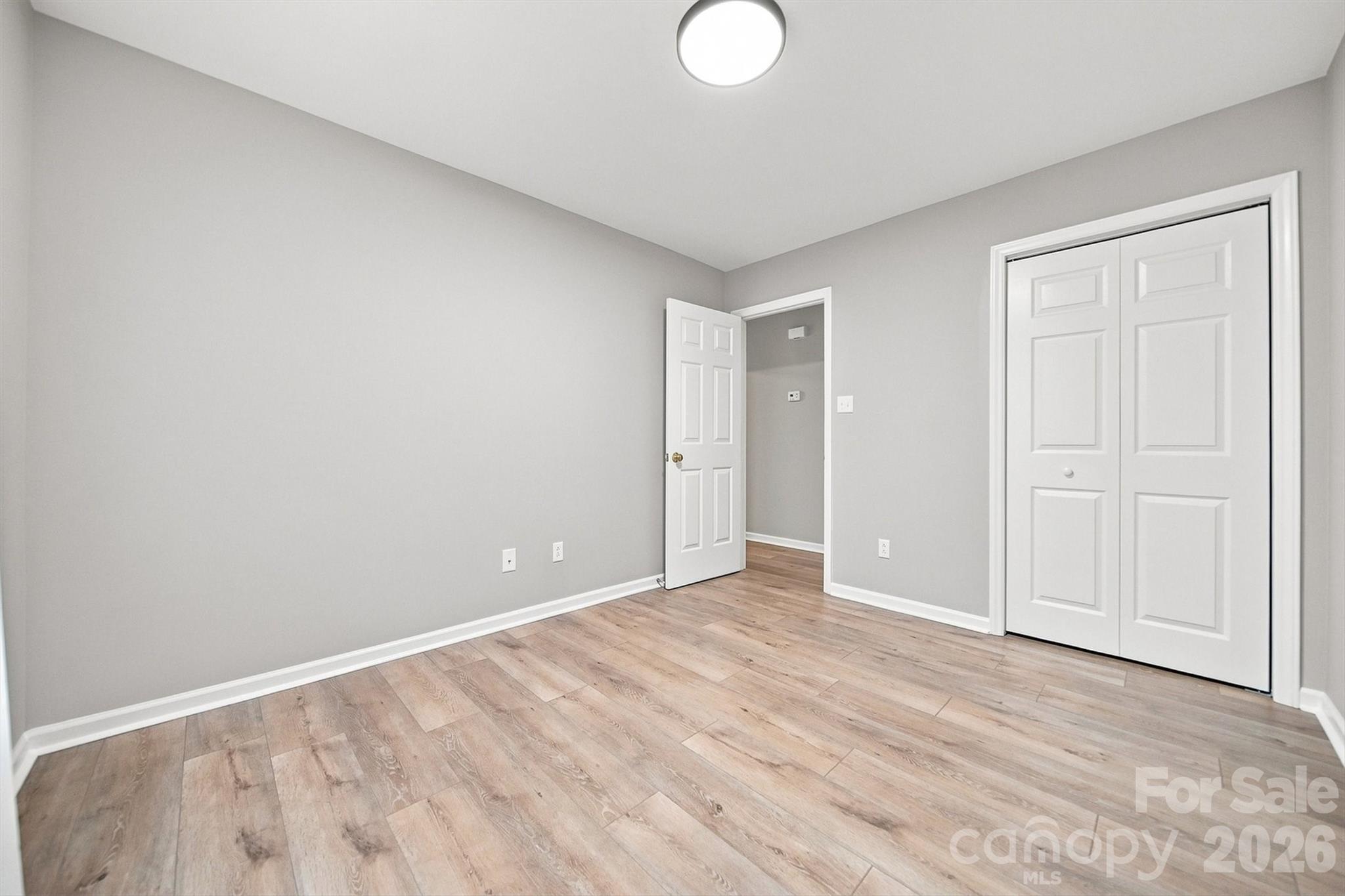 2556 23rd Street Drive NE — Hickory