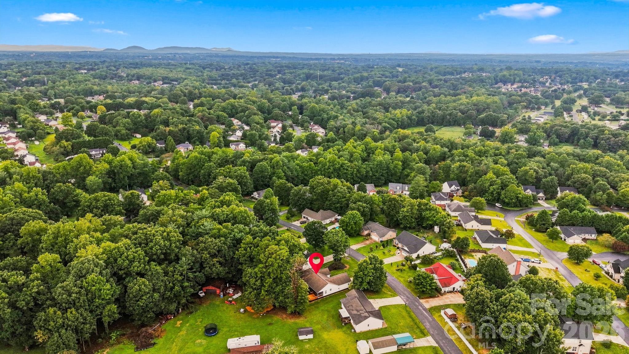 2556 23rd Street Drive NE — Hickory
