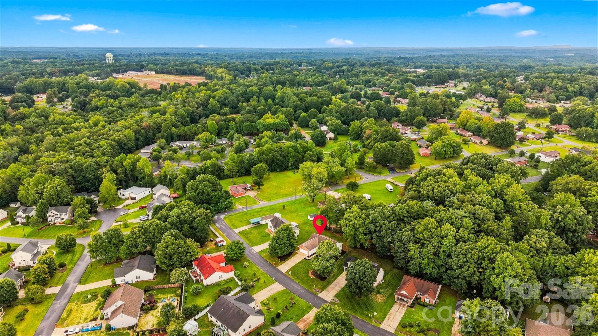 2556 23rd Street Drive NE — Hickory