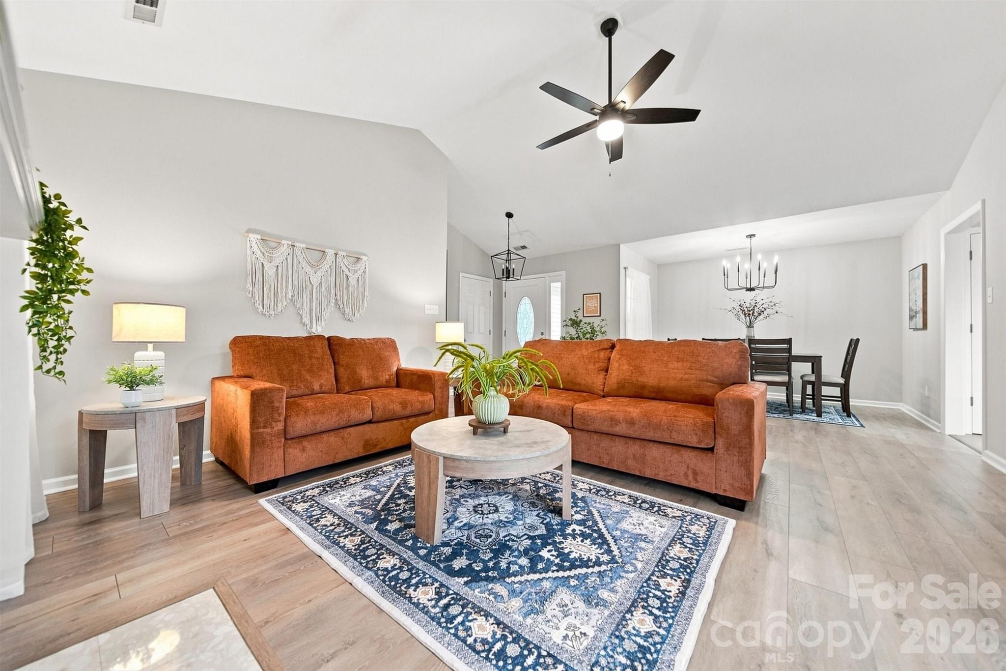 2556 23rd Street Drive NE — Hickory