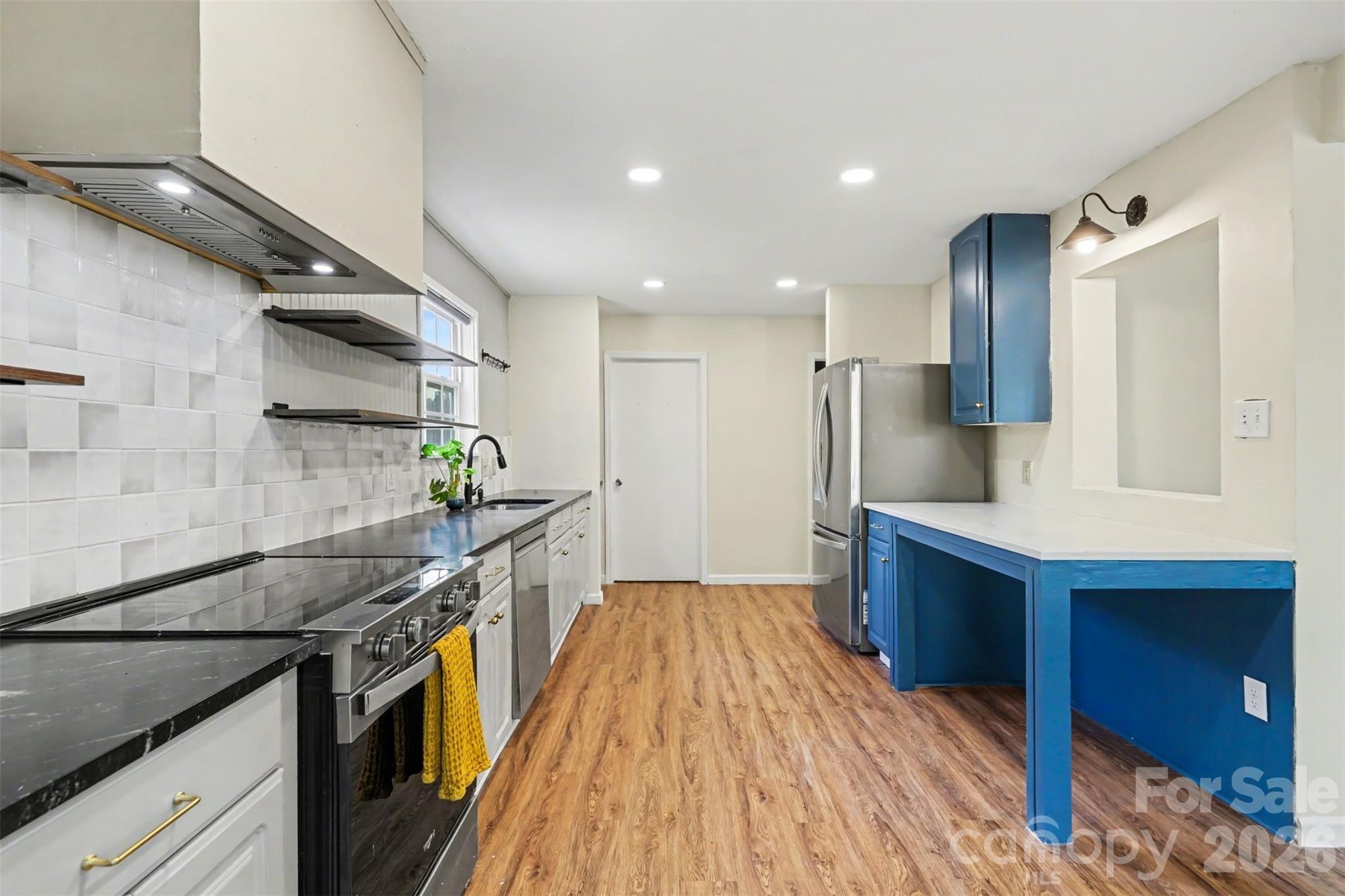 2648 Stream Bank Drive — Charlotte