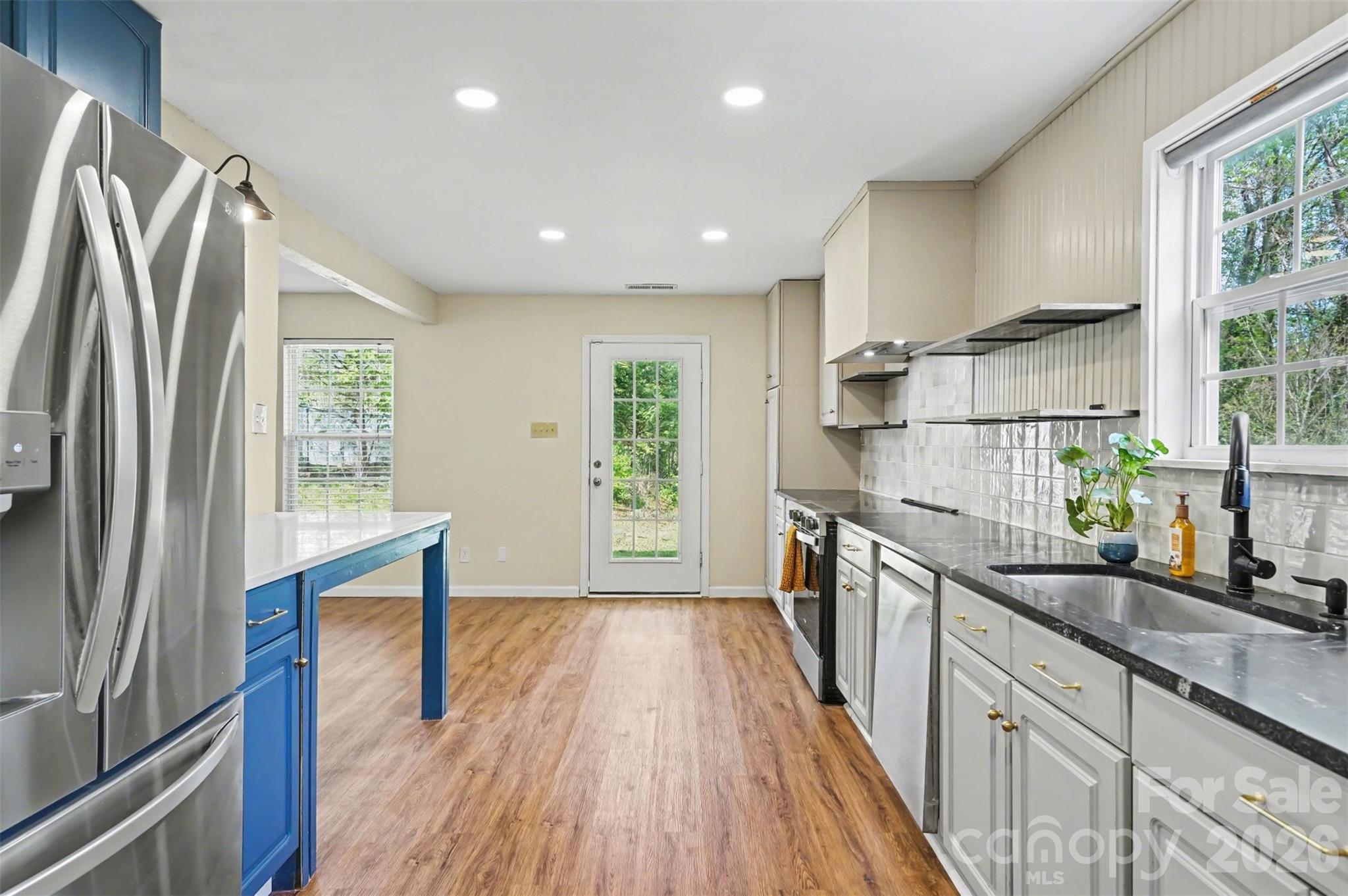 2648 Stream Bank Drive — Charlotte