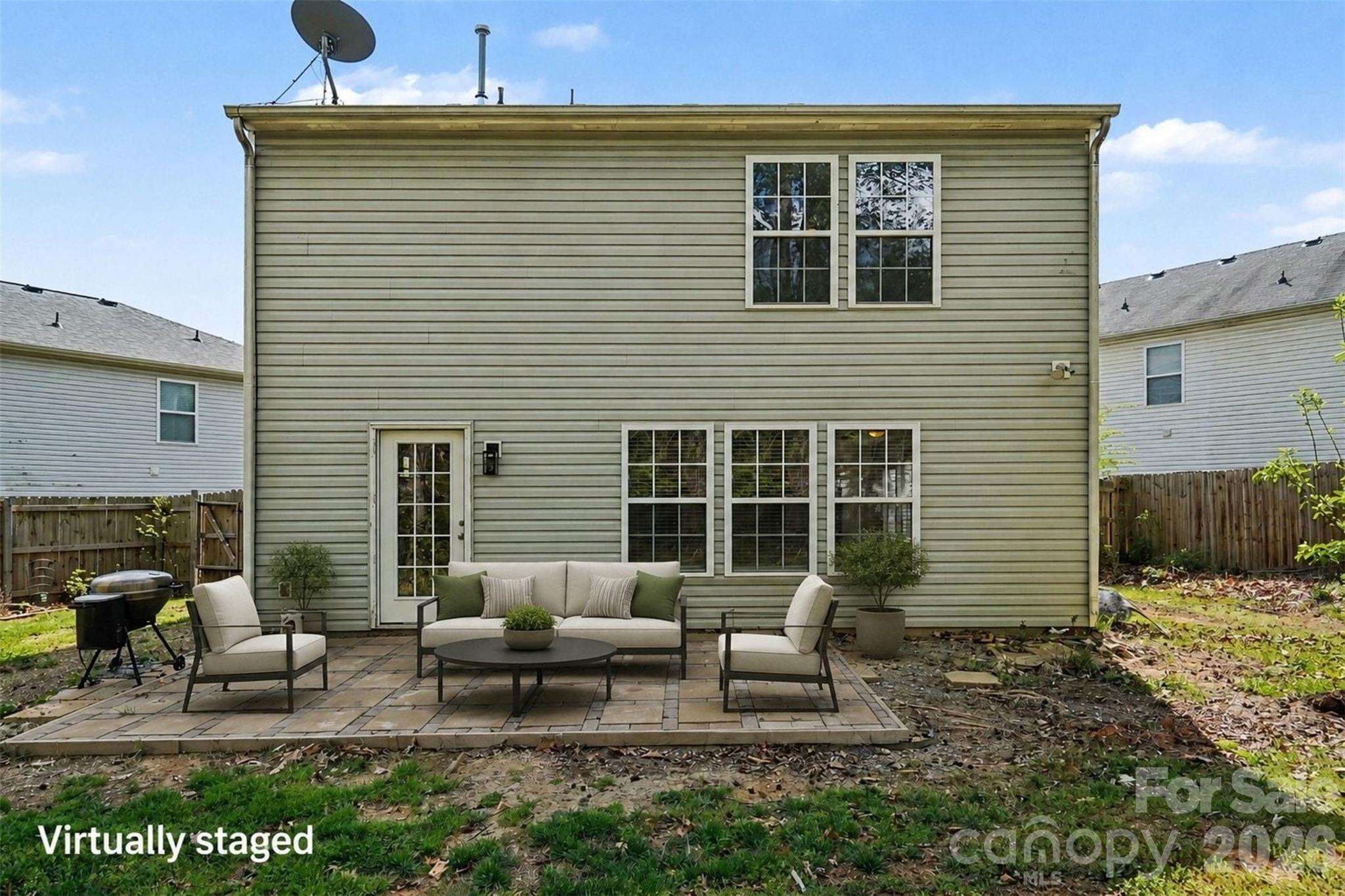 2648 Stream Bank Drive — Charlotte