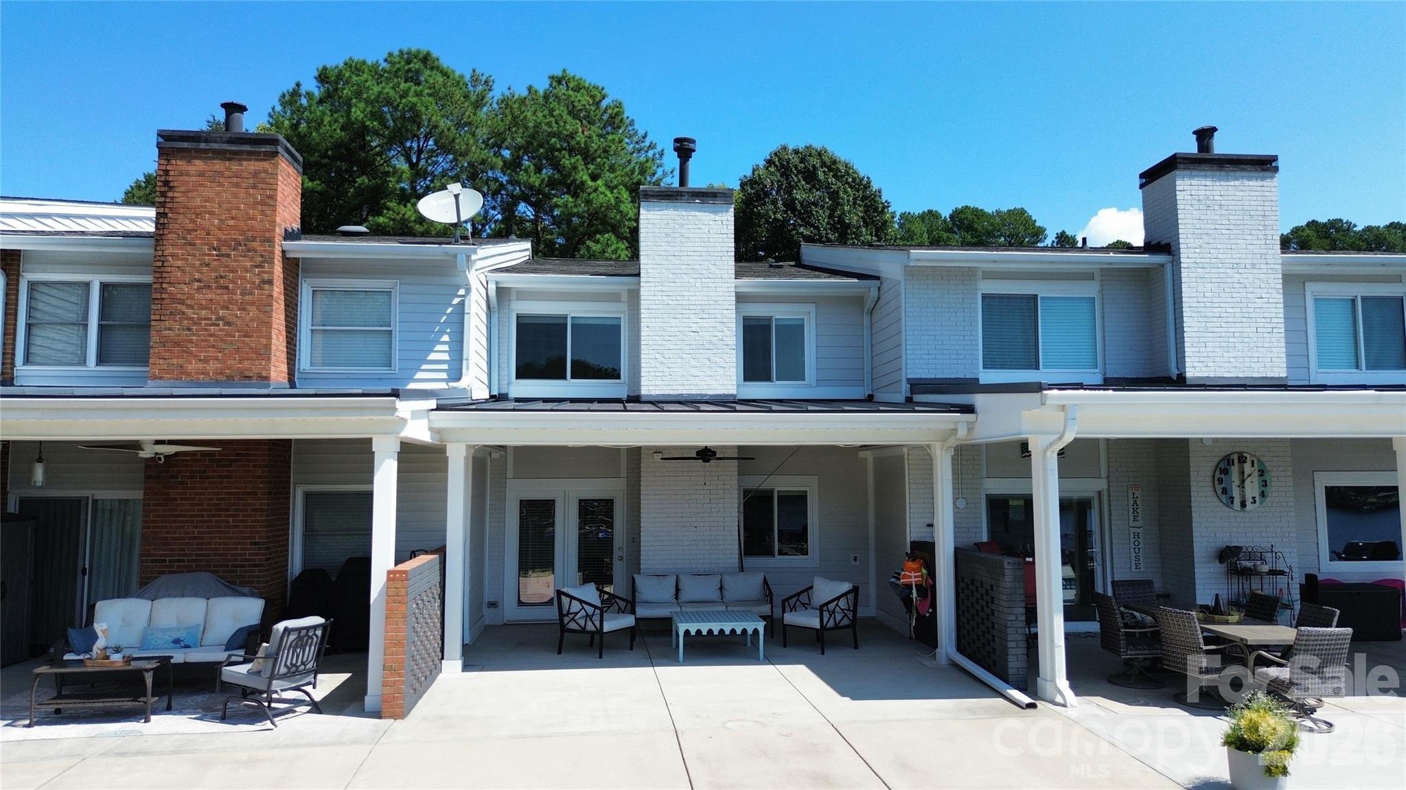 8014 Westcape Drive — Denver