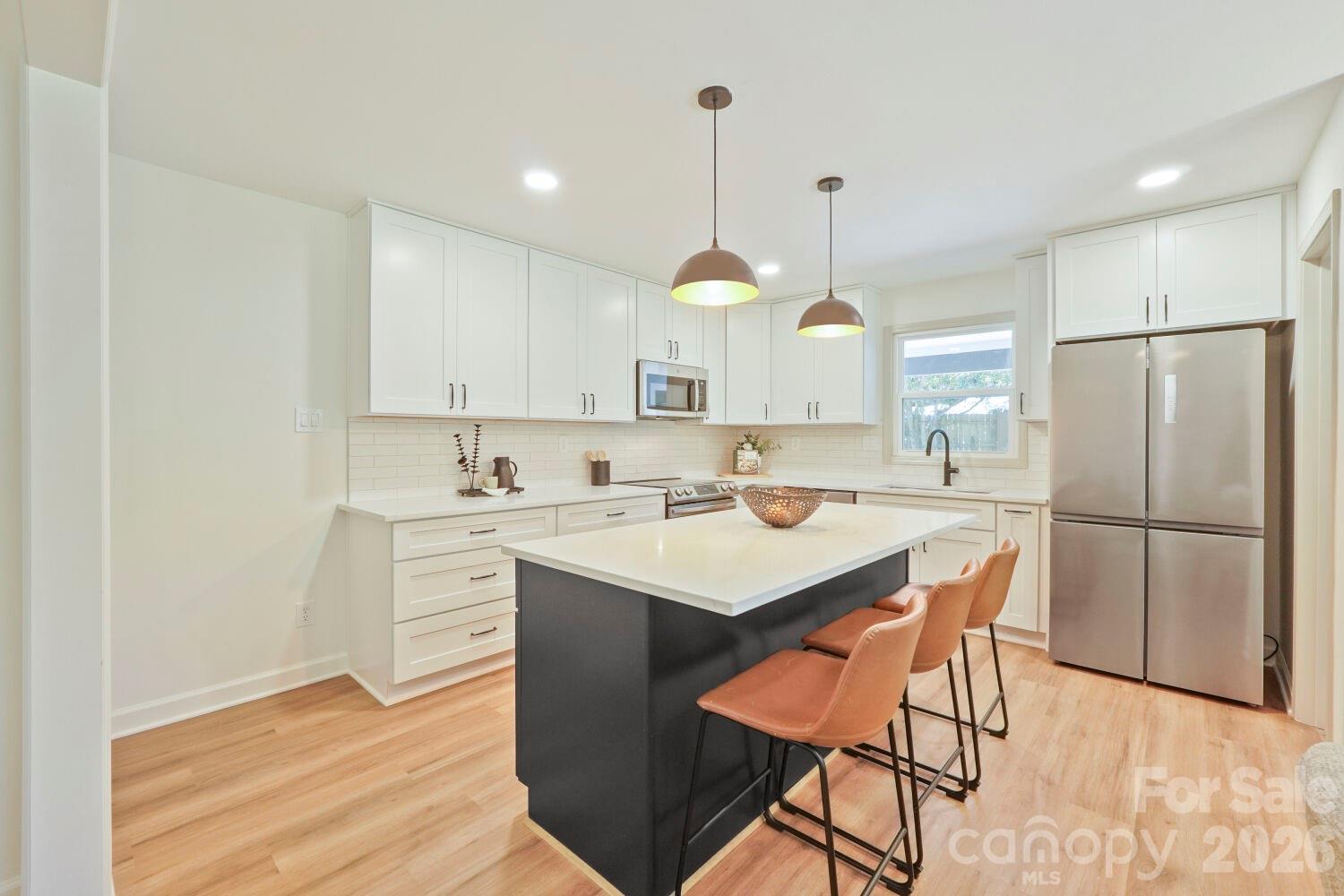 900 Burtonwood Circle — Charlotte
