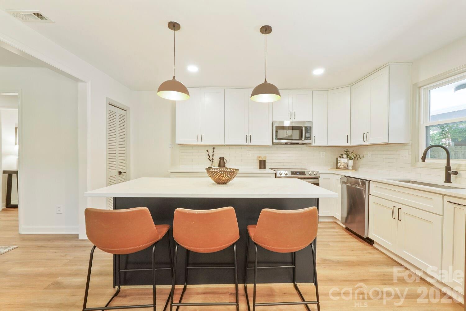 900 Burtonwood Circle — Charlotte