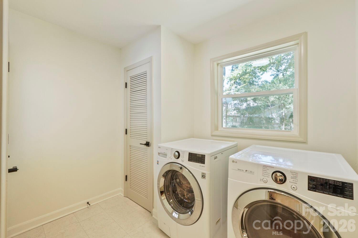 900 Burtonwood Circle — Charlotte