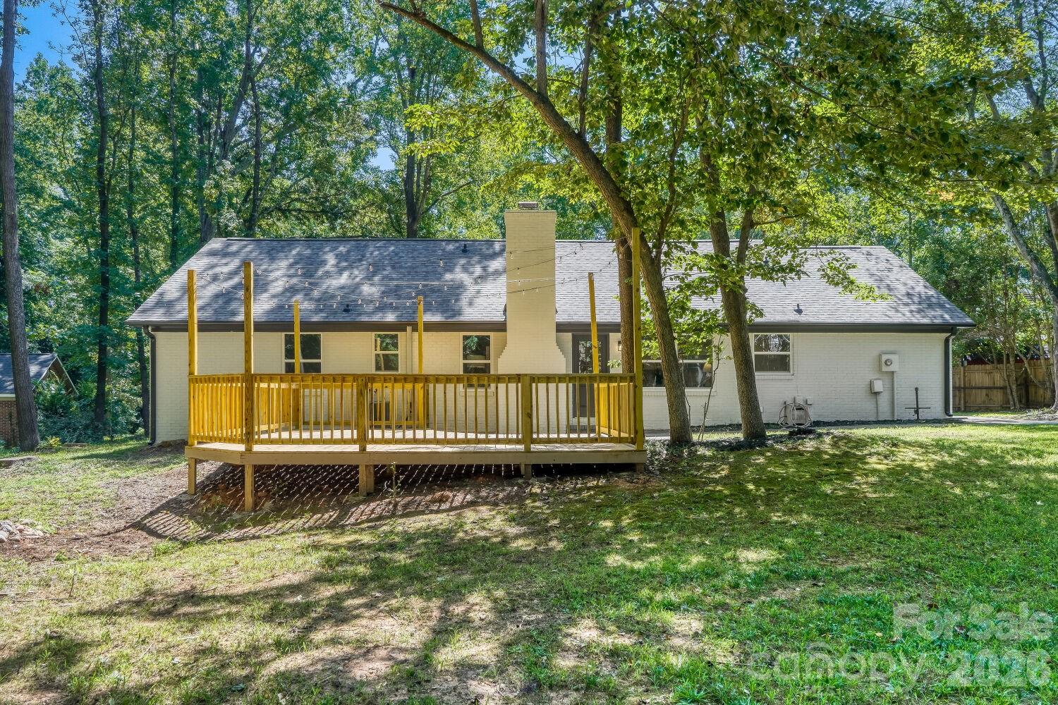 900 Burtonwood Circle — Charlotte