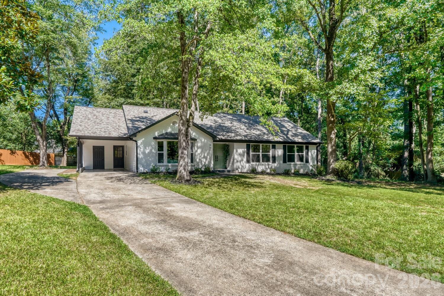 900 Burtonwood Circle — Charlotte