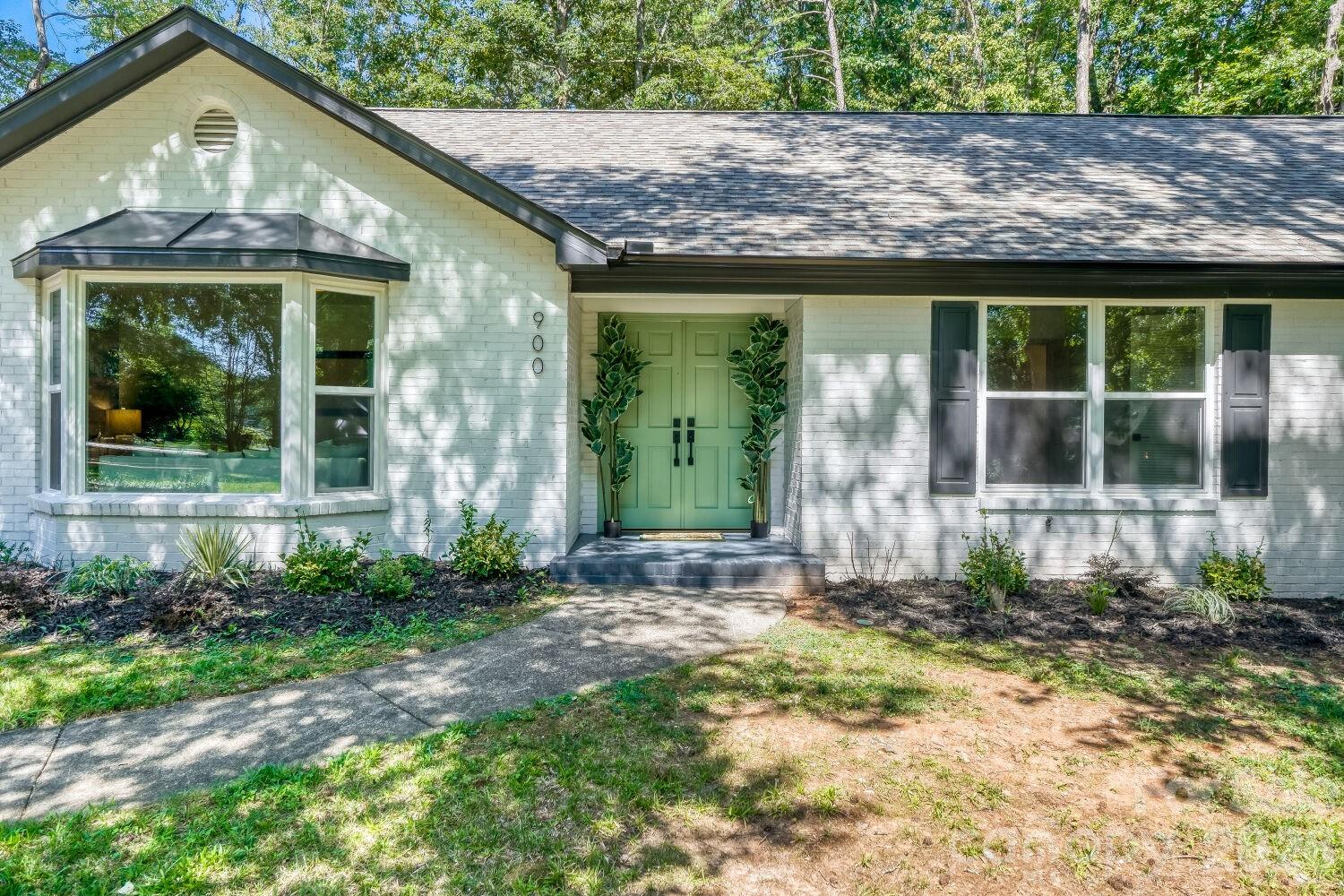 900 Burtonwood Circle — Charlotte