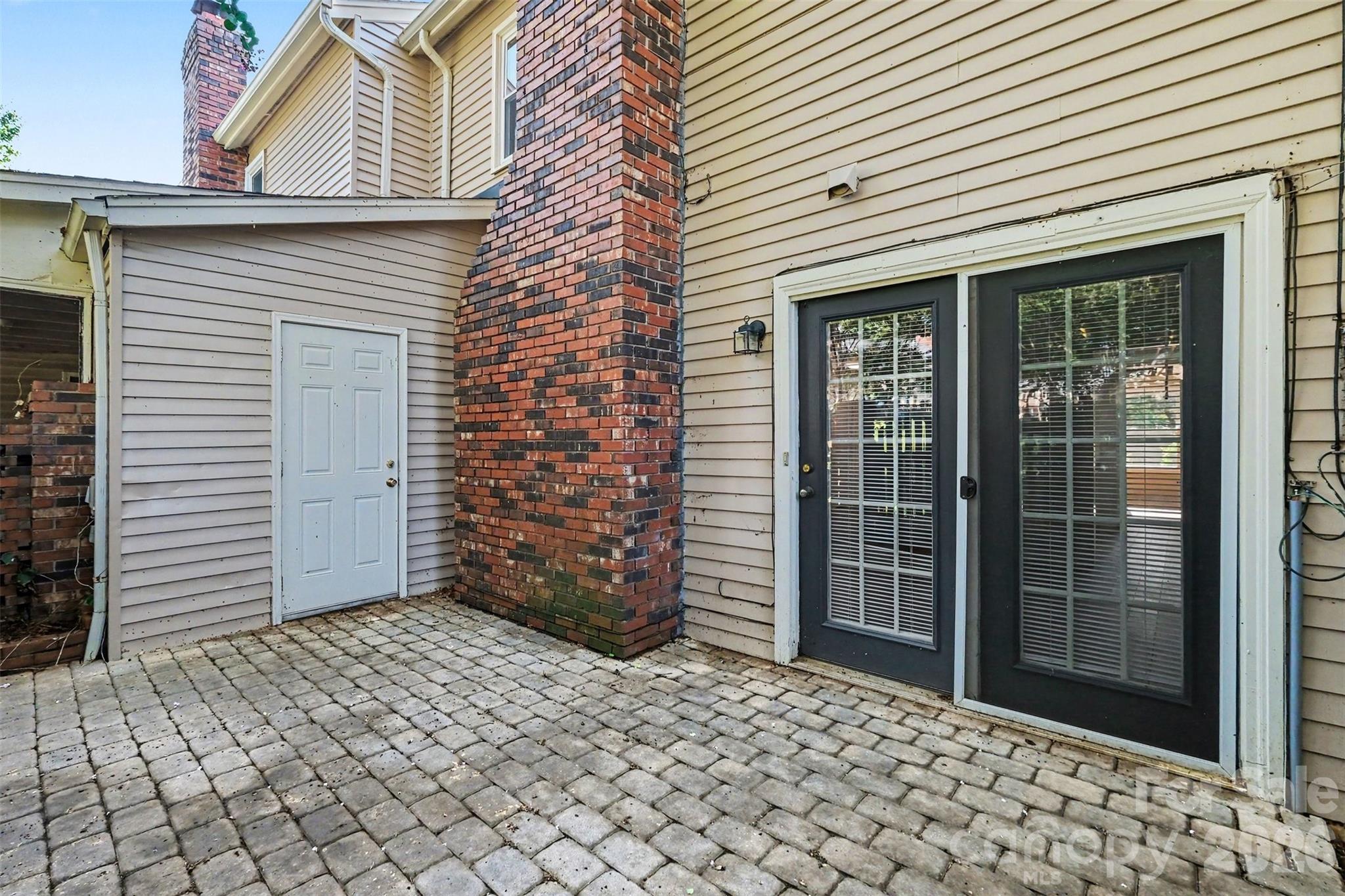 2705 N Center Street #2 — Hickory