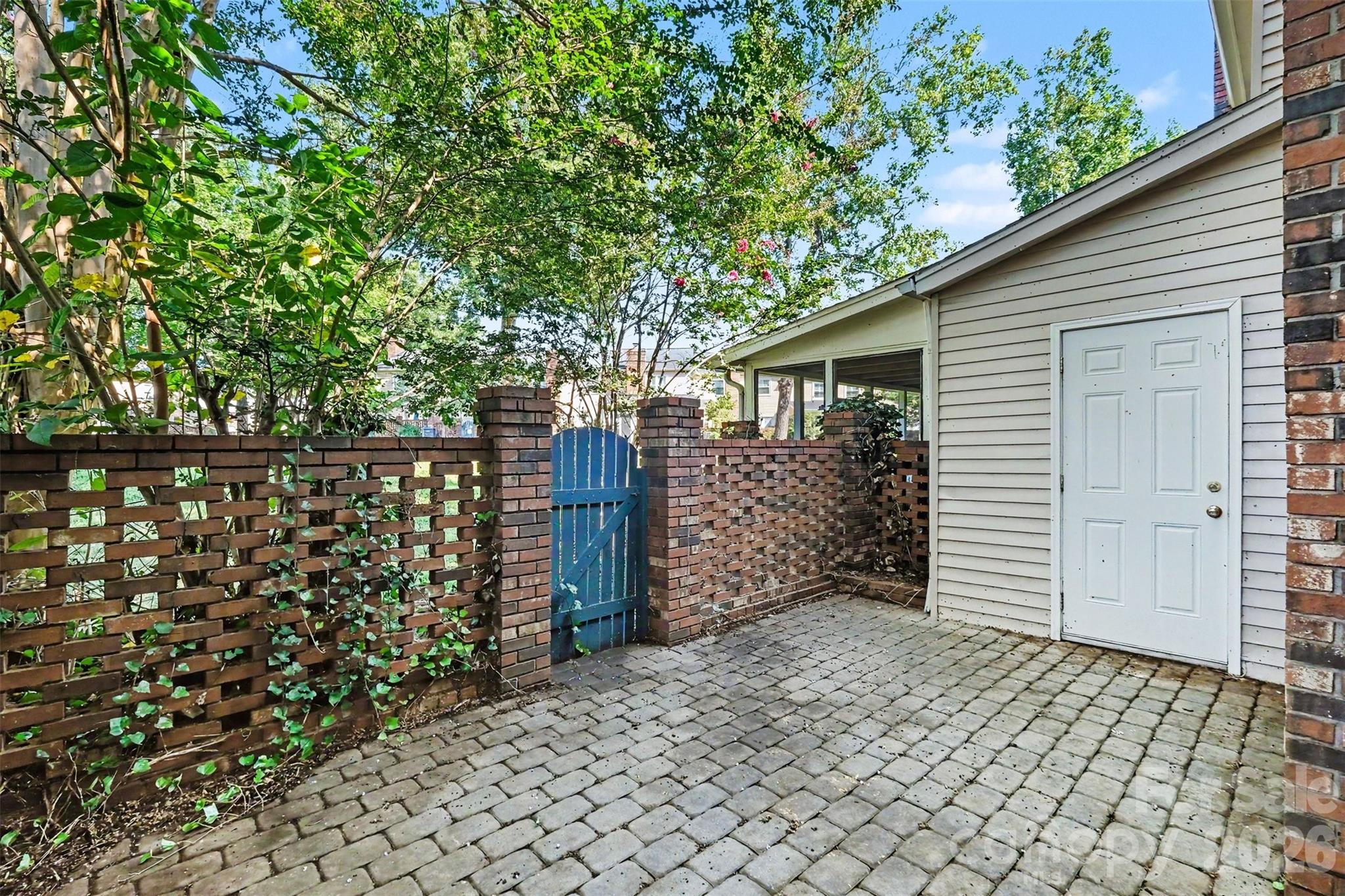 2705 N Center Street #2 — Hickory
