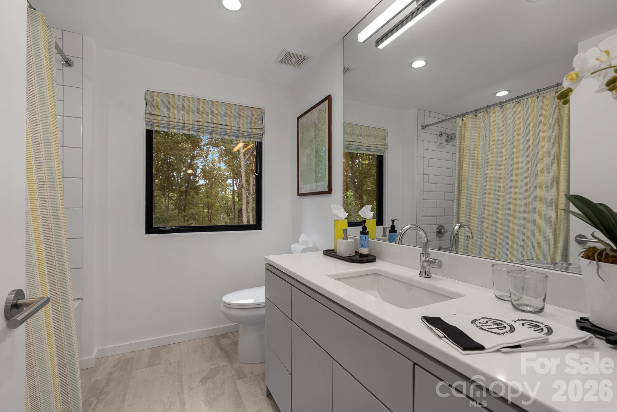 159 Silver Fox Lane — Tryon