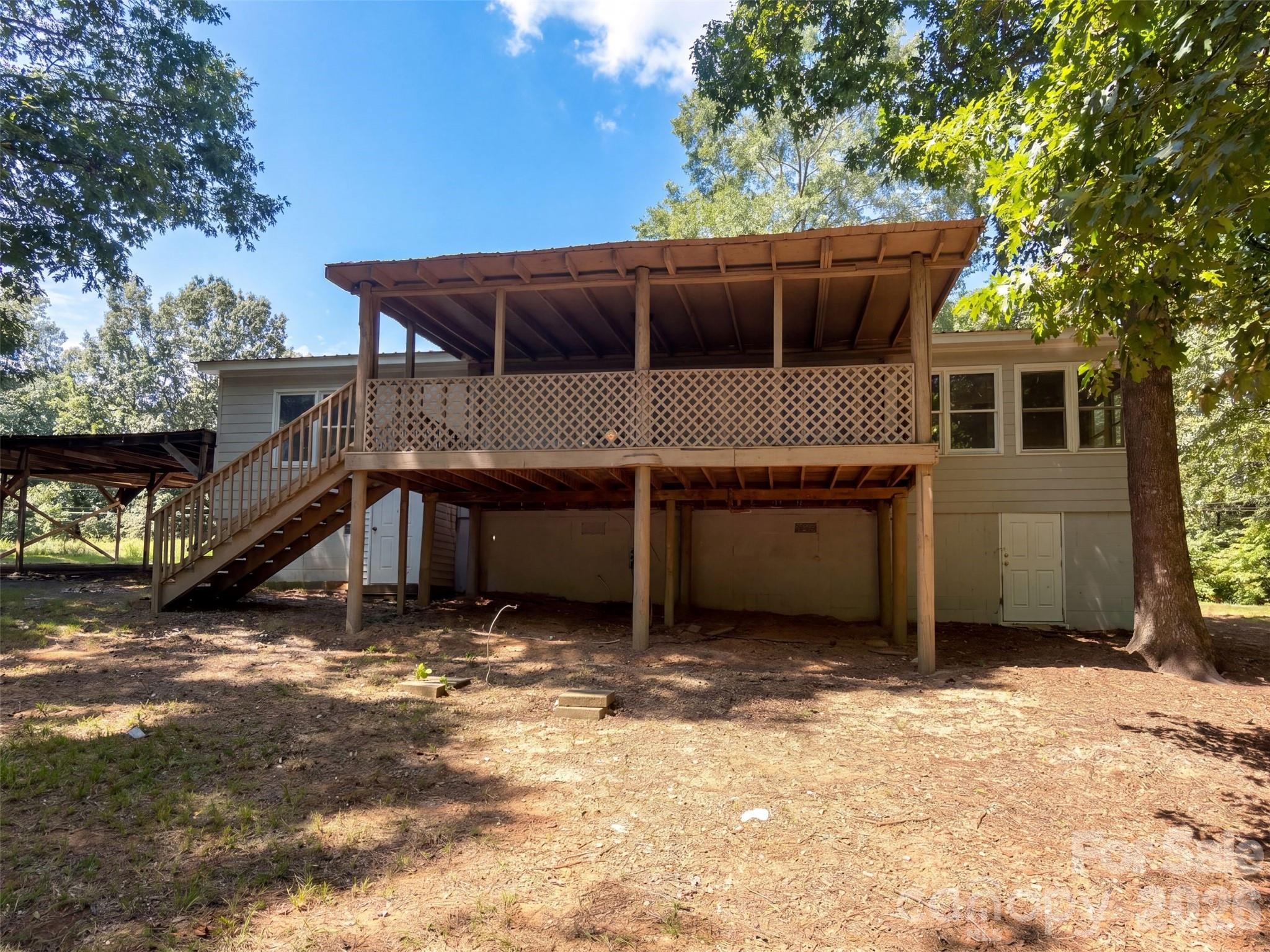 1018 Wade Rorie Road — Wingate