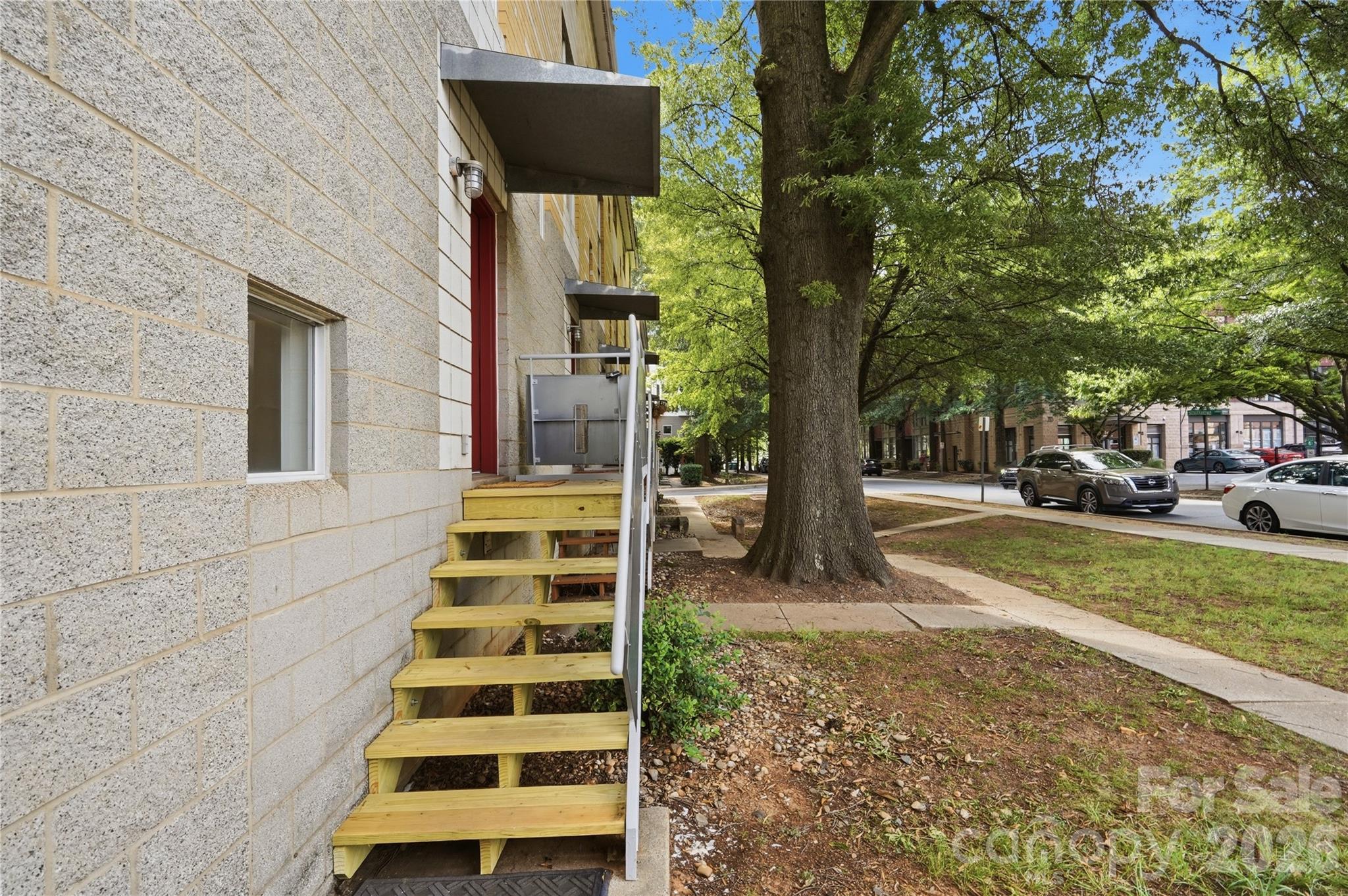 2090 Atherton Heights Lane — Charlotte