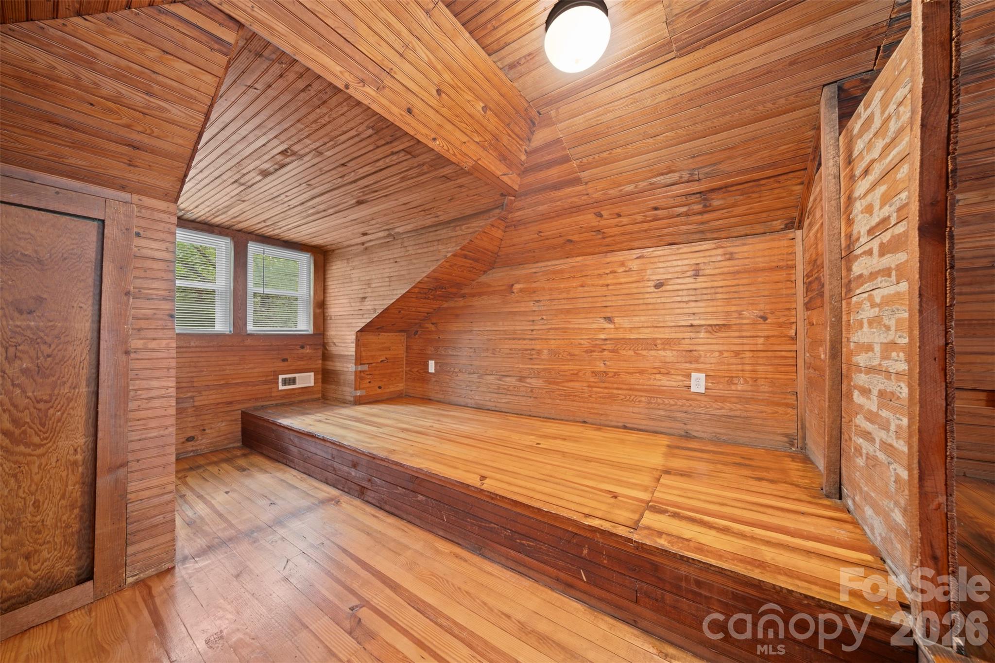116 Whitesides Street — Cherryville