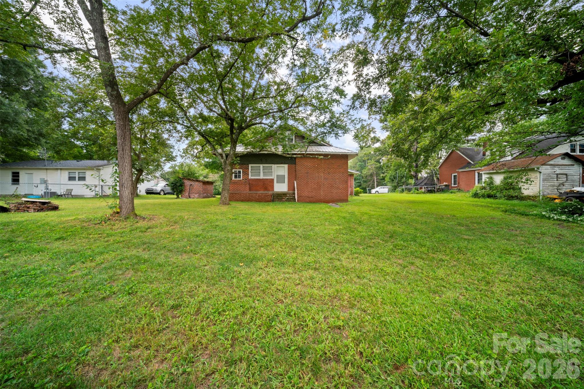 116 Whitesides Street — Cherryville