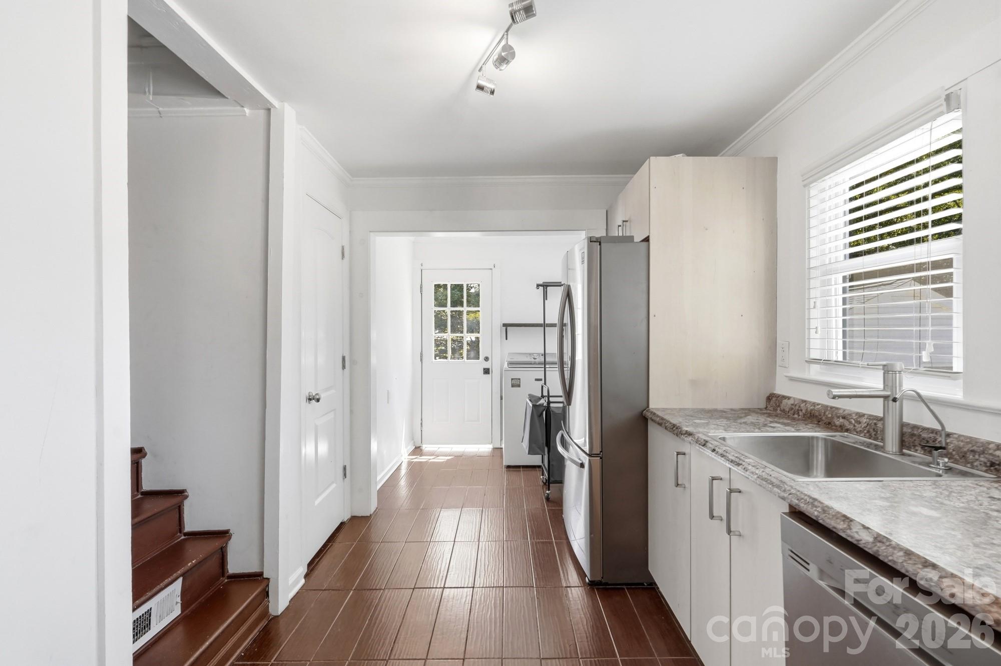 1901 Linwood Road — Gastonia