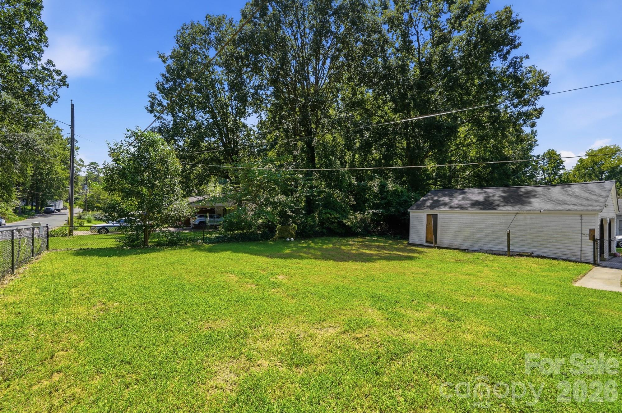 1901 Linwood Road — Gastonia