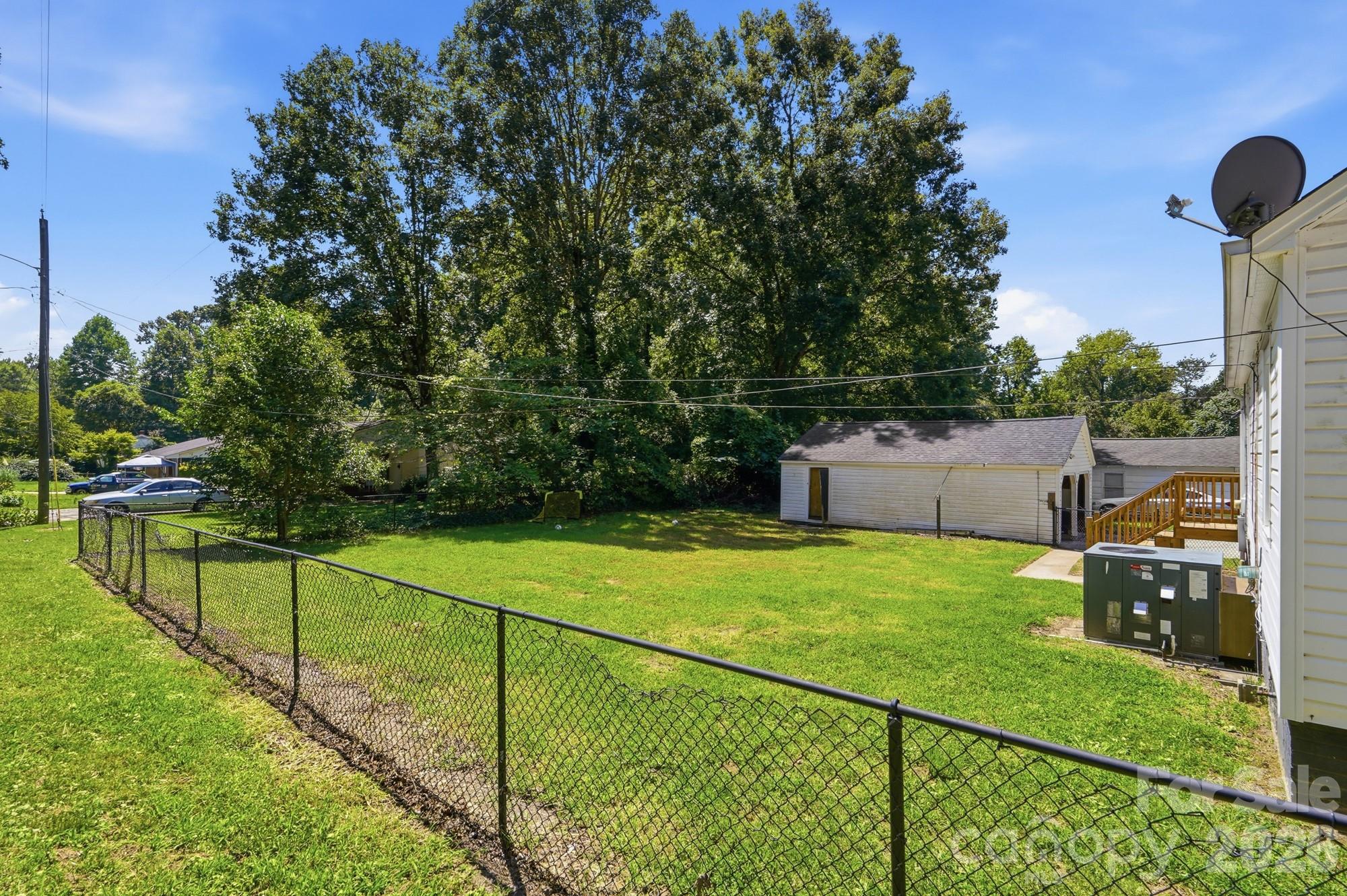 1901 Linwood Road — Gastonia