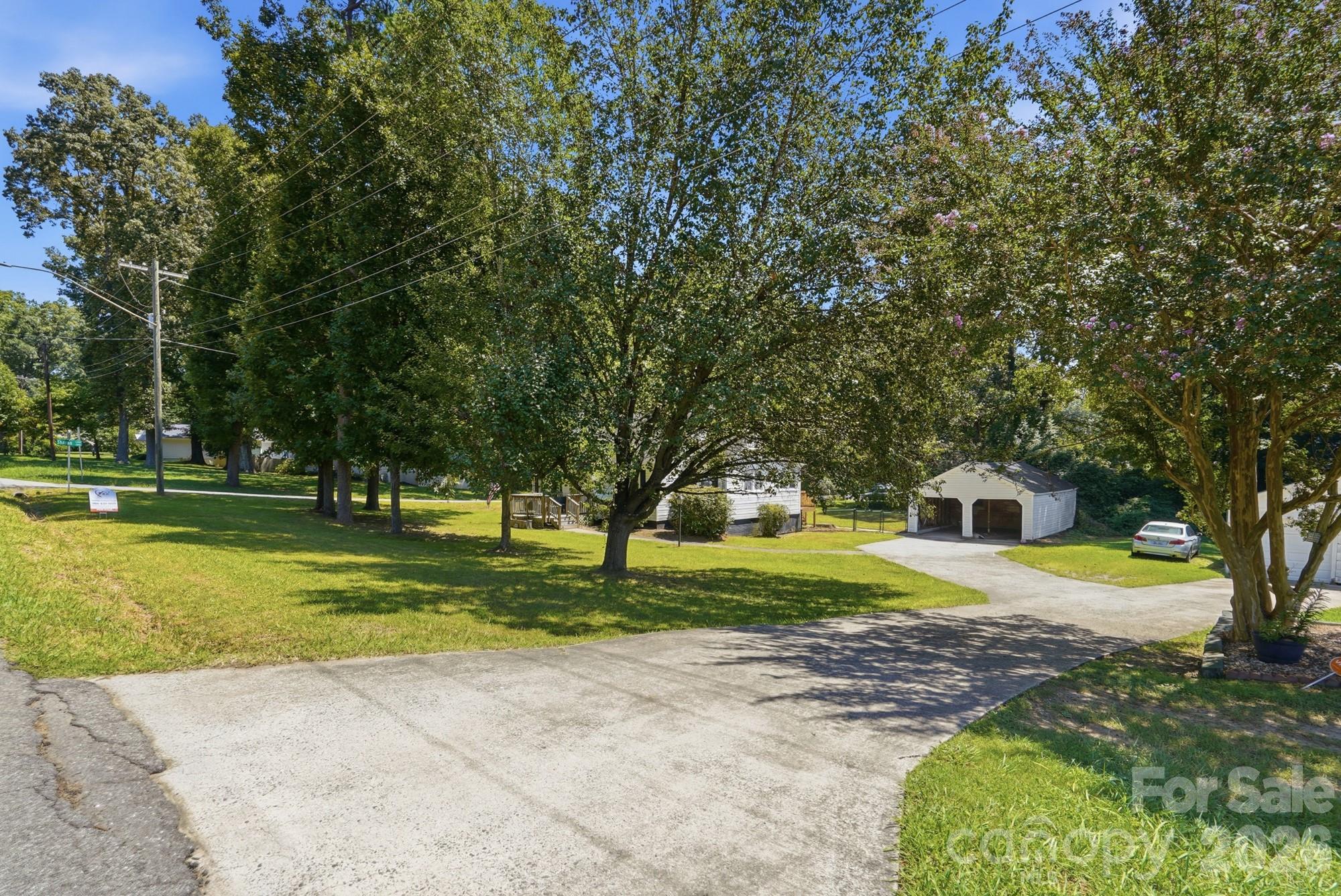 1901 Linwood Road — Gastonia