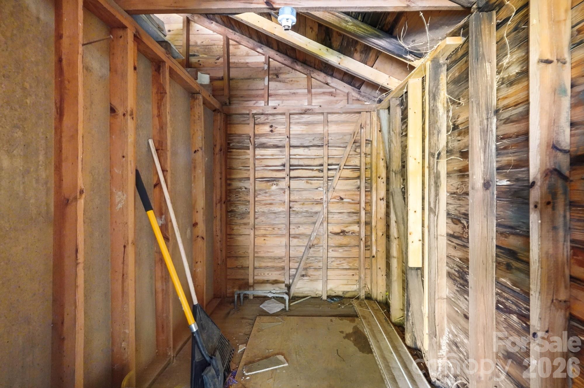 1901 Linwood Road — Gastonia