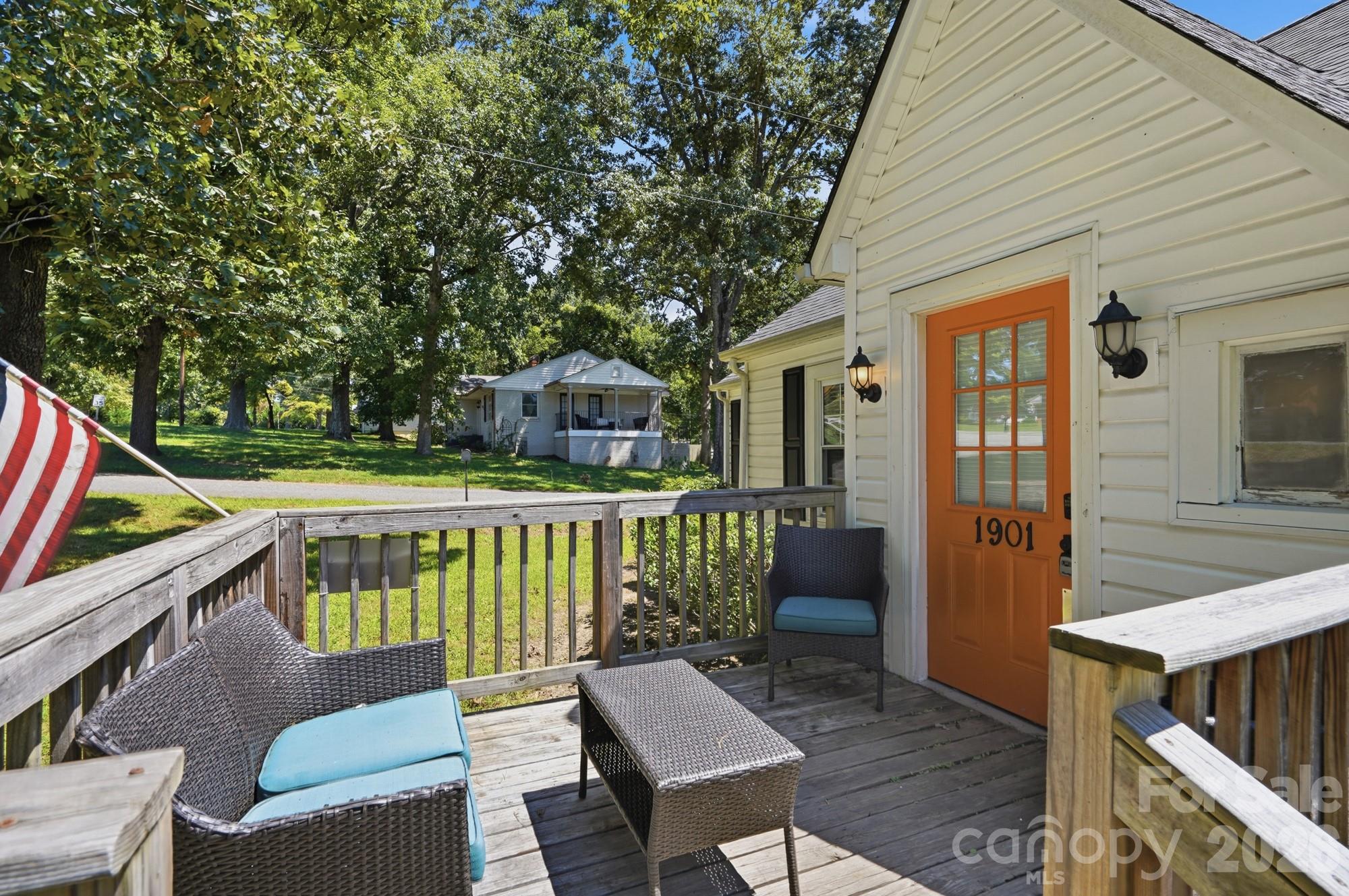 1901 Linwood Road — Gastonia