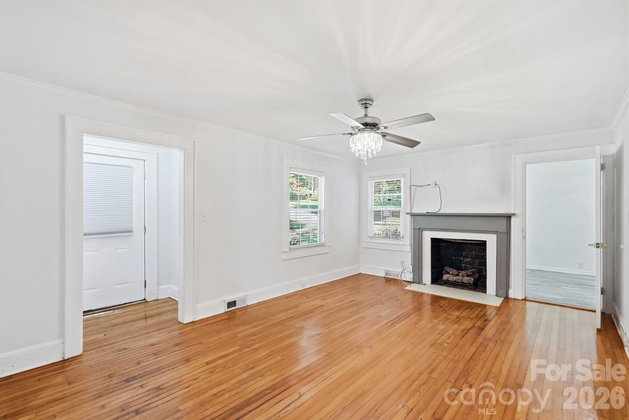 1901 Linwood Road — Gastonia
