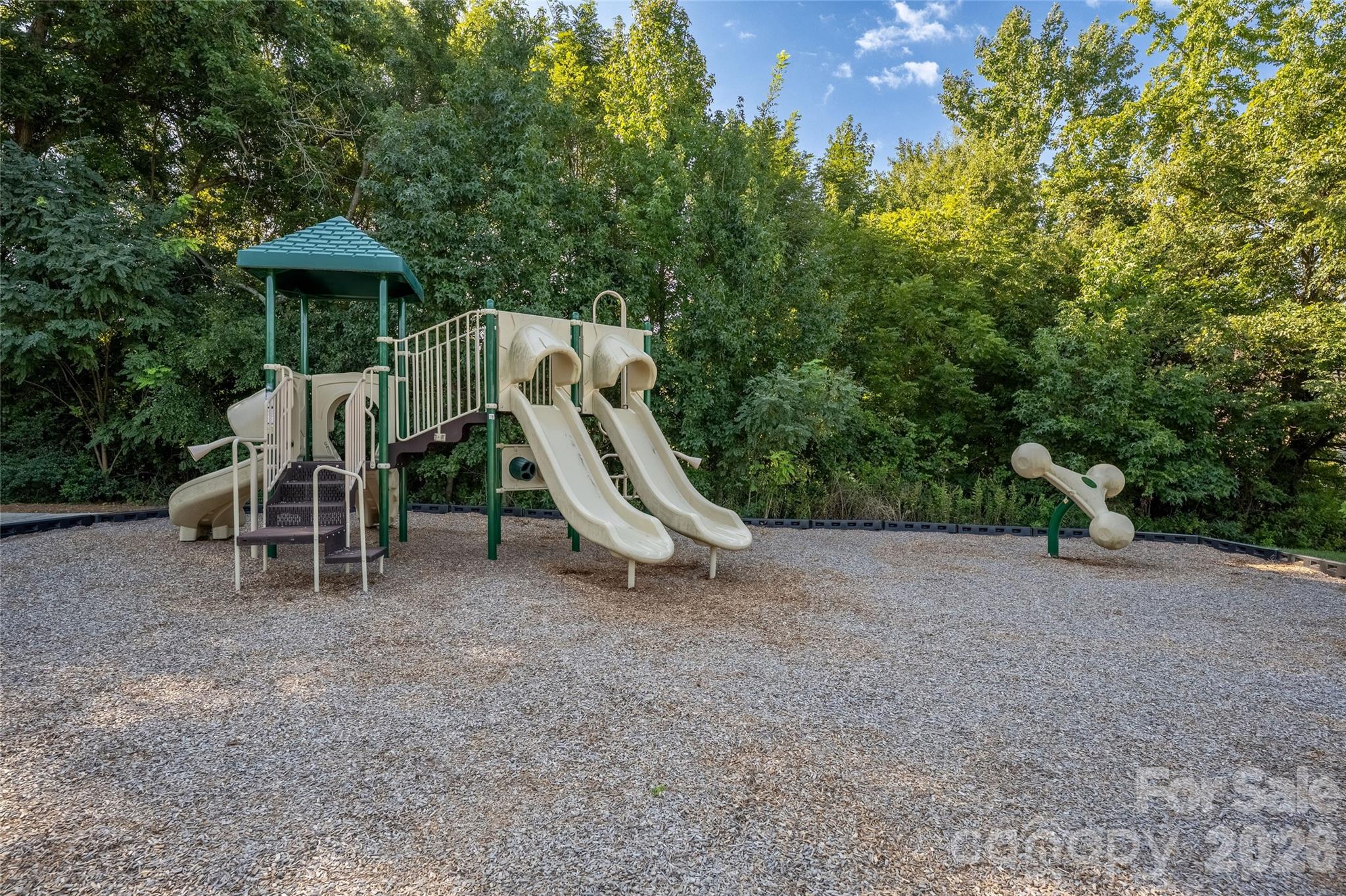 144 Chance Road — Mooresville