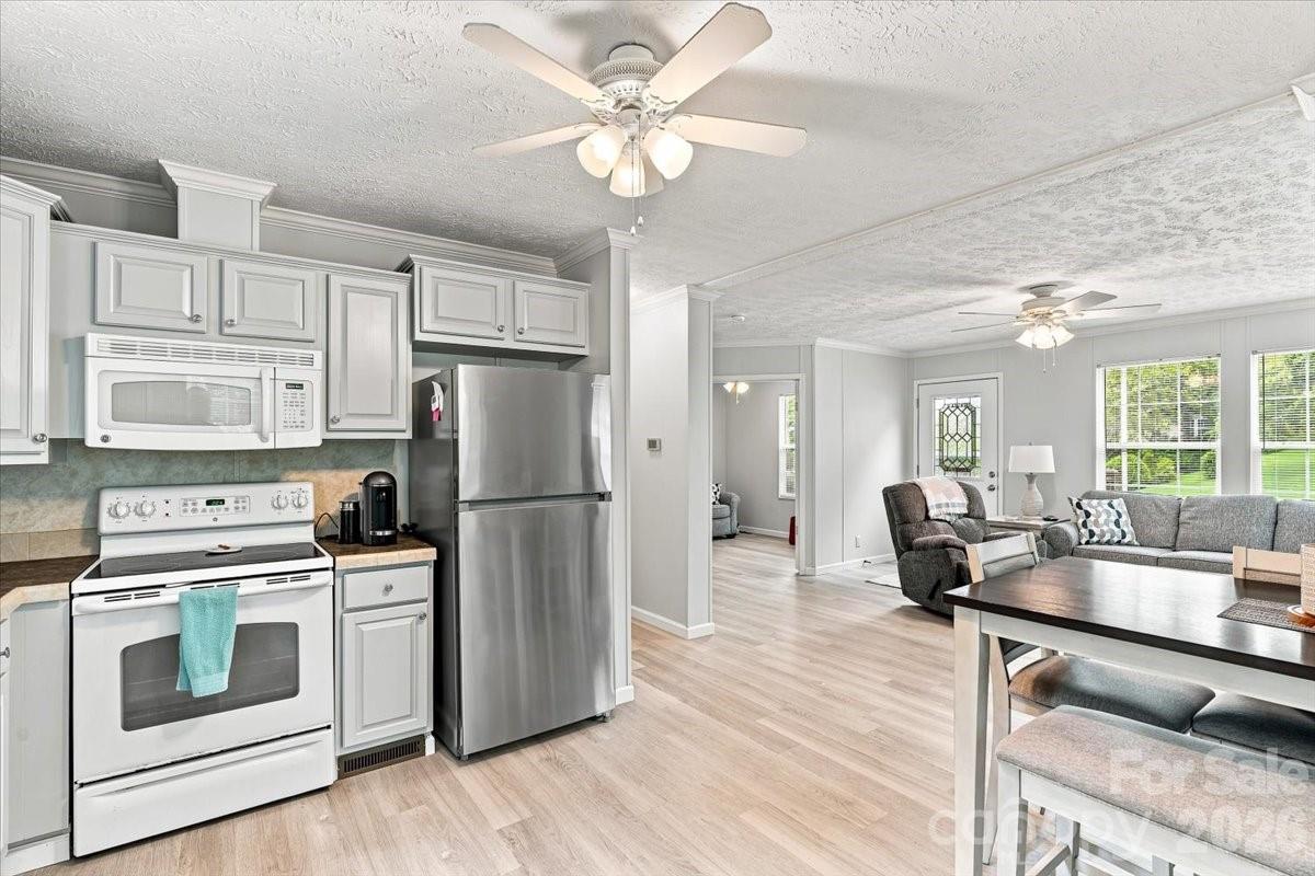 220 Powderhorn Drive — Waynesville
