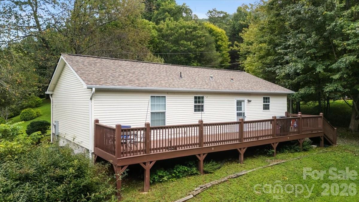 220 Powderhorn Drive — Waynesville